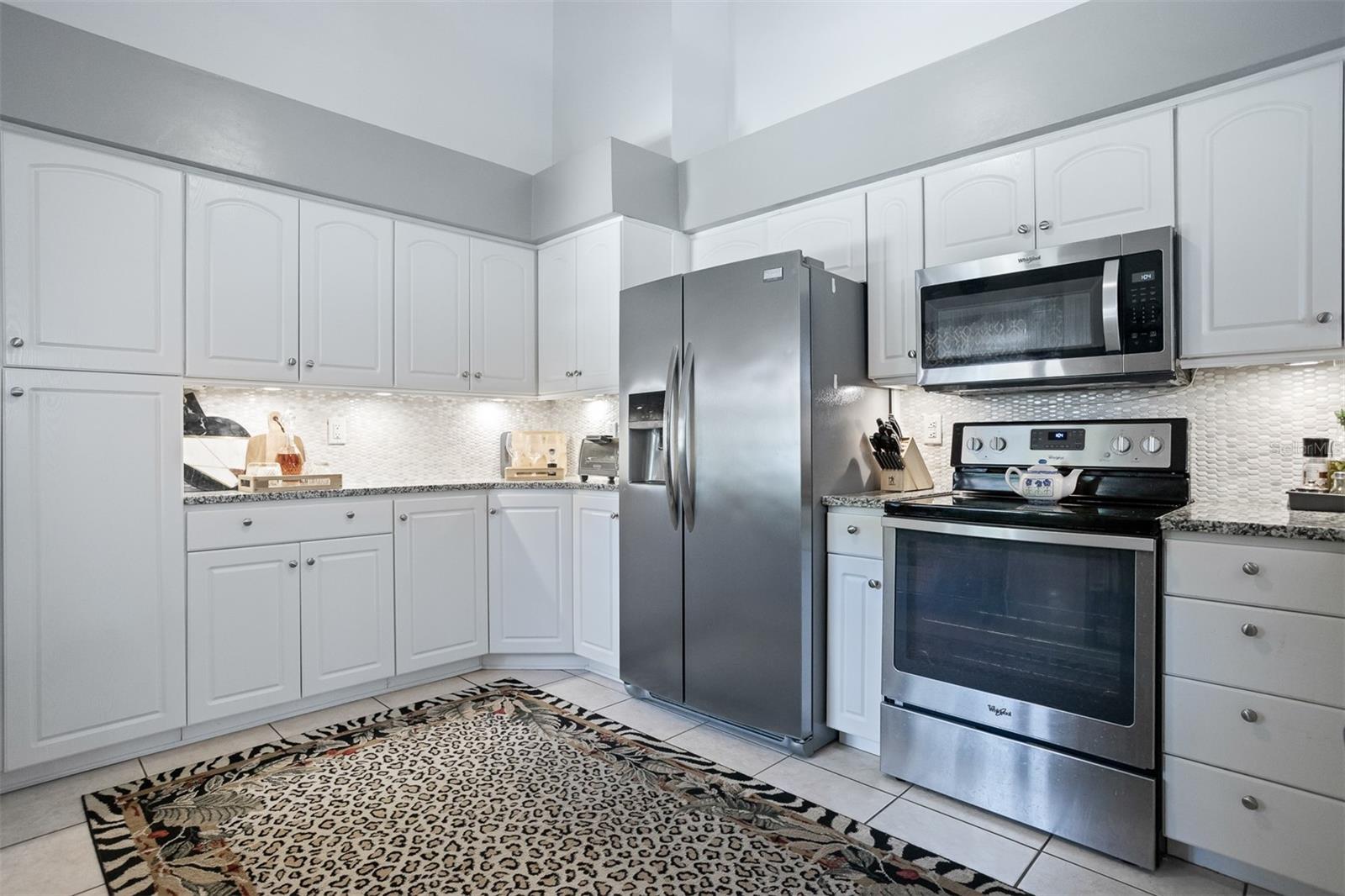 4042 MERMOOR COURT
