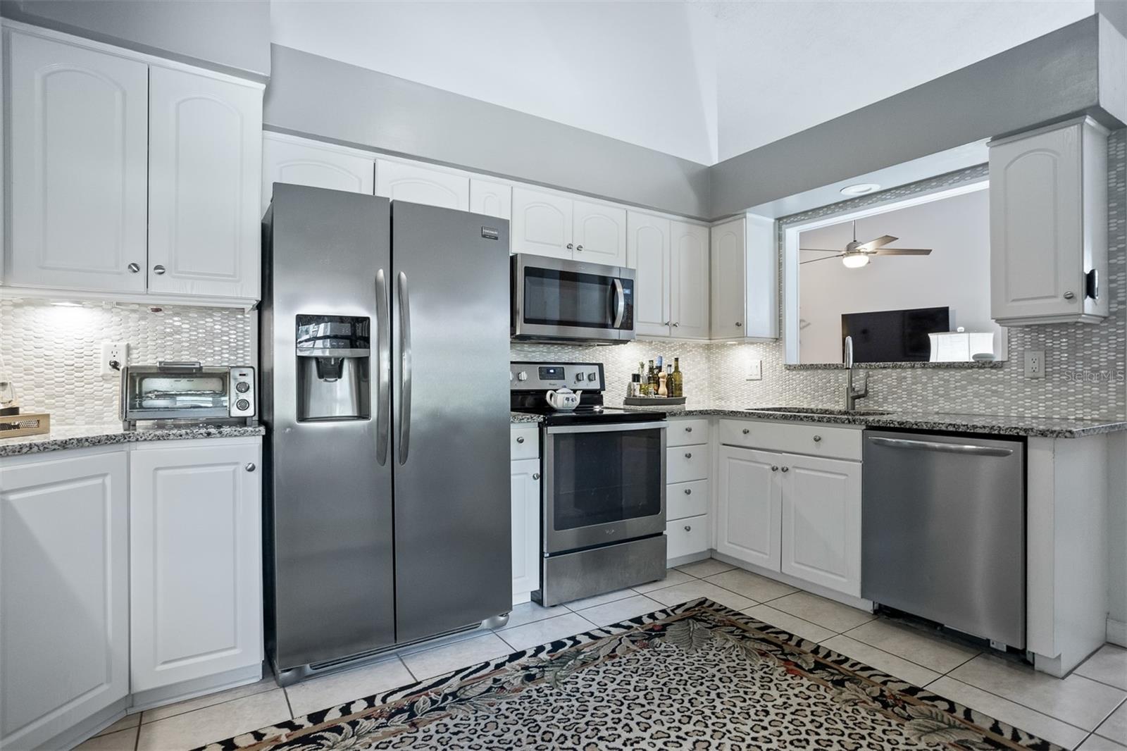 4042 MERMOOR COURT
