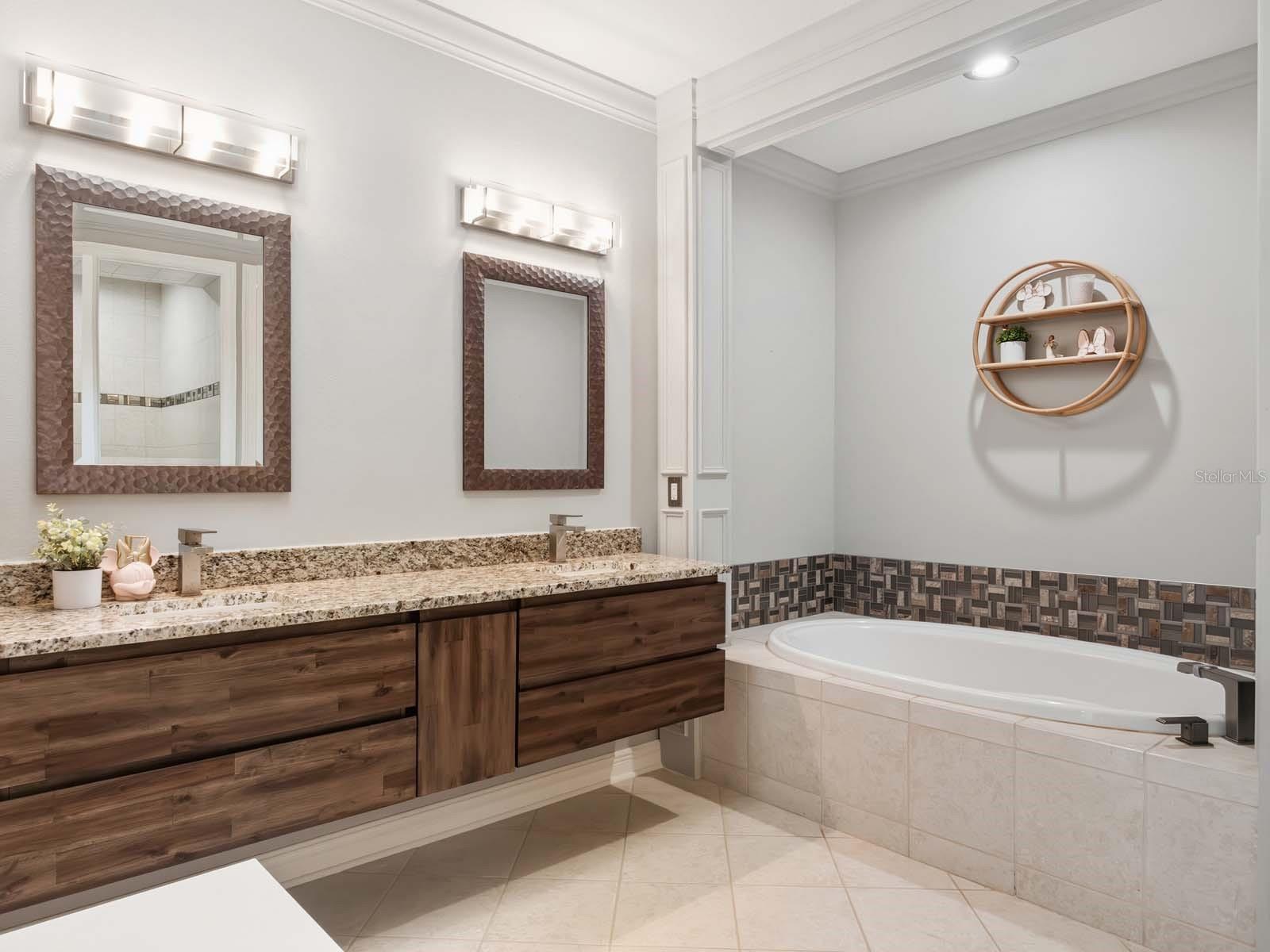 LAKE NONA ESTATES - Residential