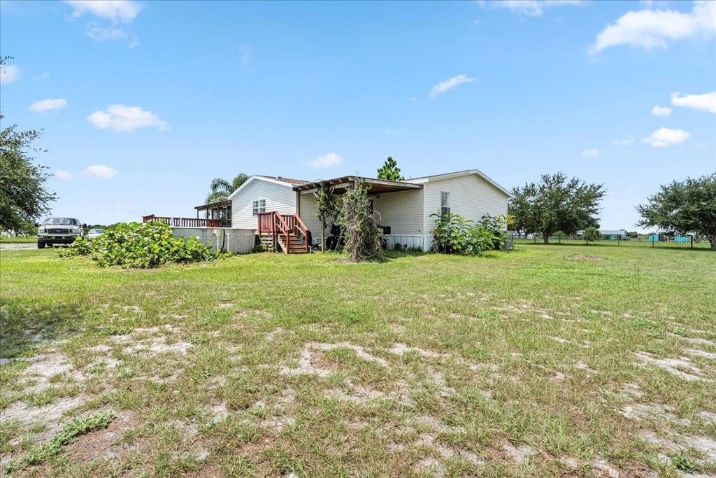 Photo of 2566 SW Brewer Avenue, Arcadia, FL 34266 (MLS # C7513419)