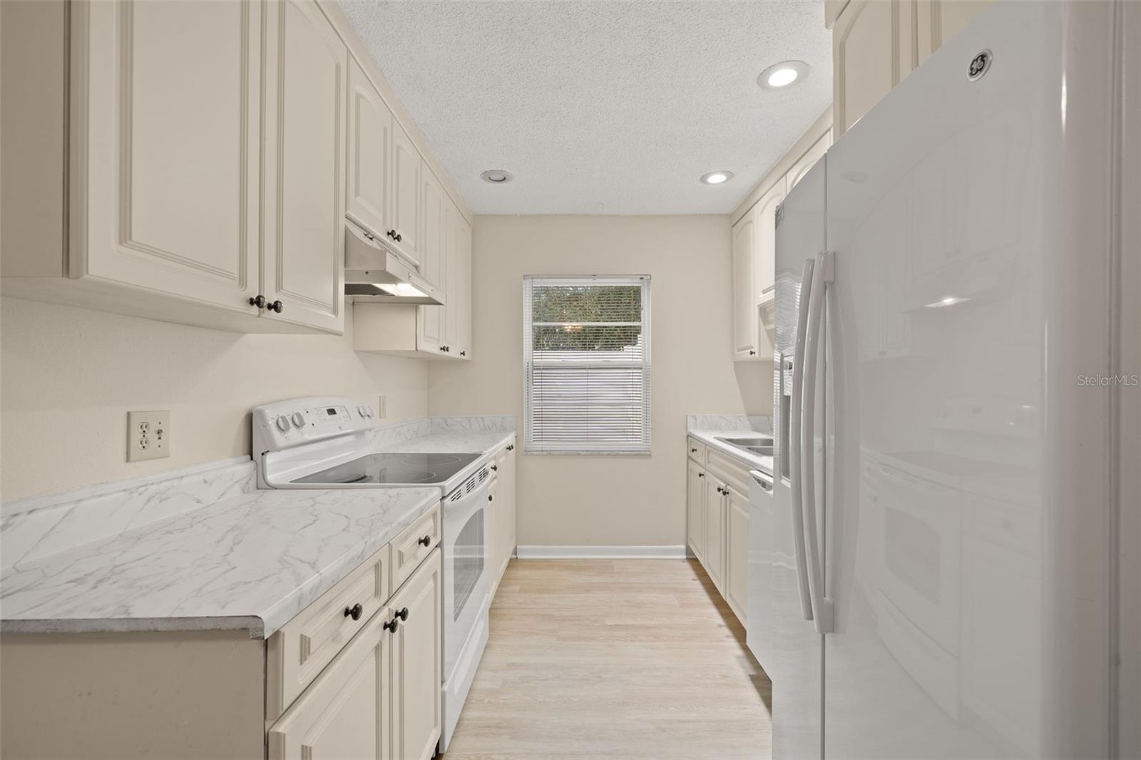 Photo 9 of 23 of 3247 38TH WAY S C townhome