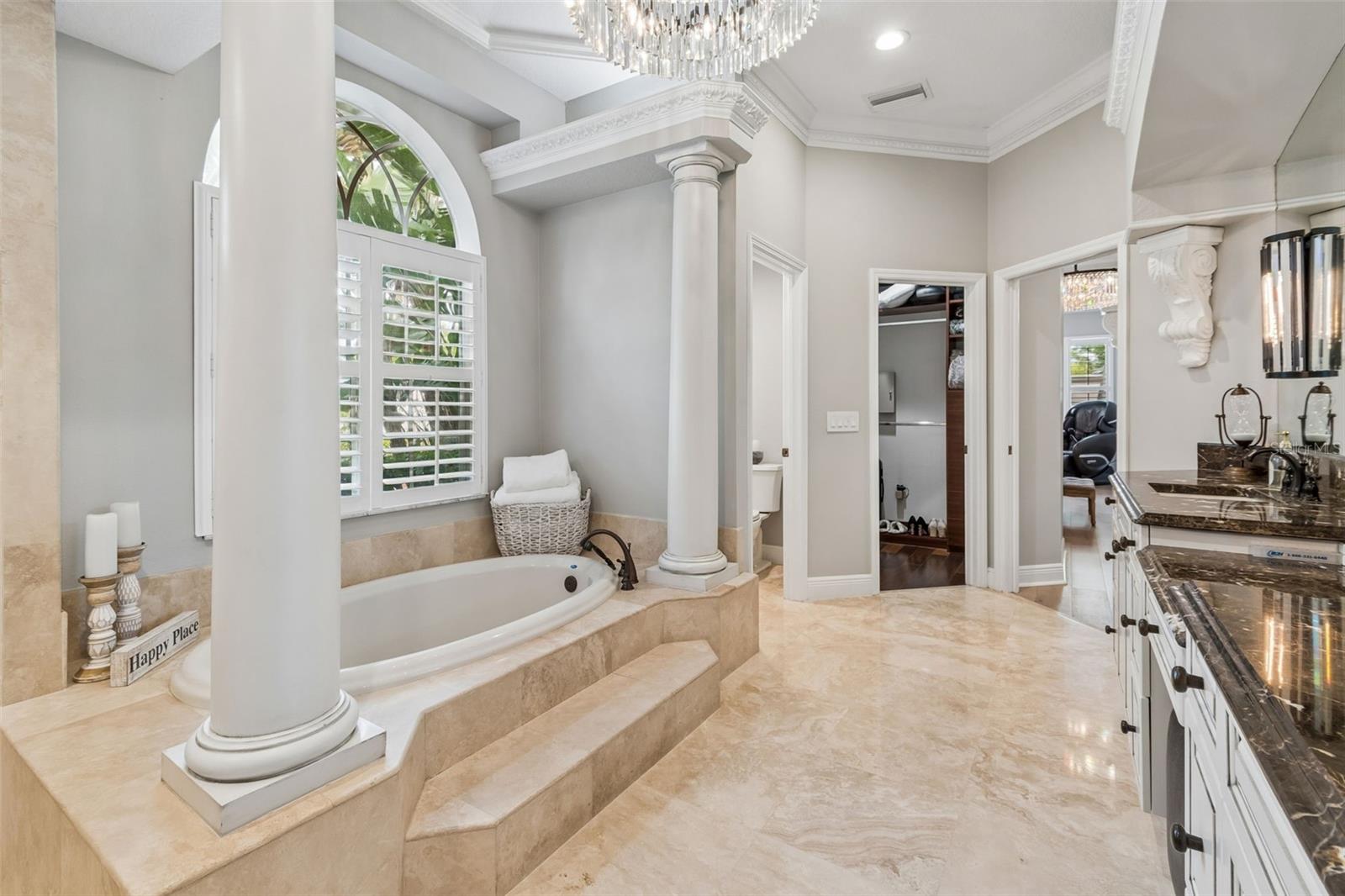 CHAMPIONS CLUB - Residential