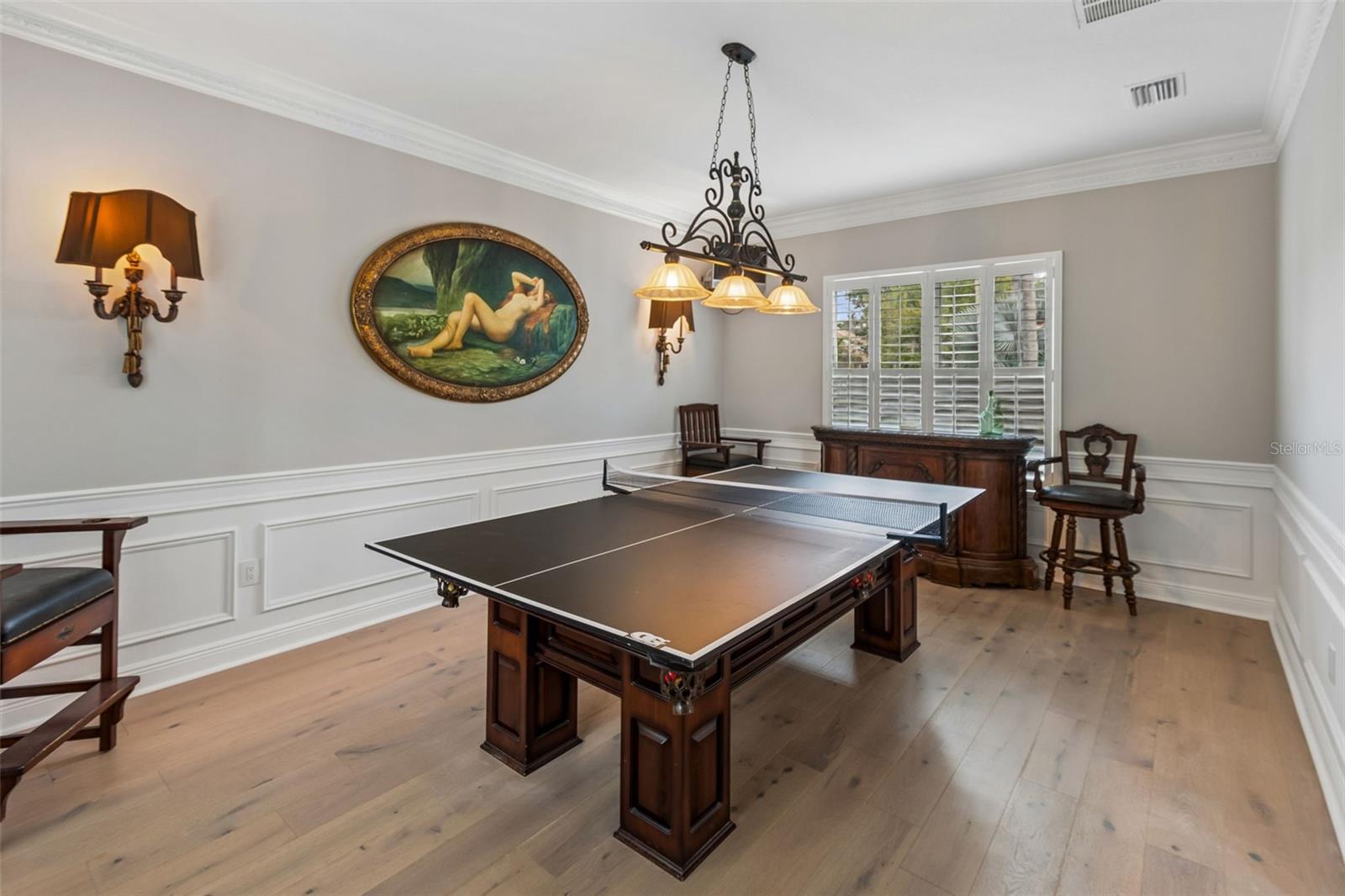 CHAMPIONS CLUB - Residential