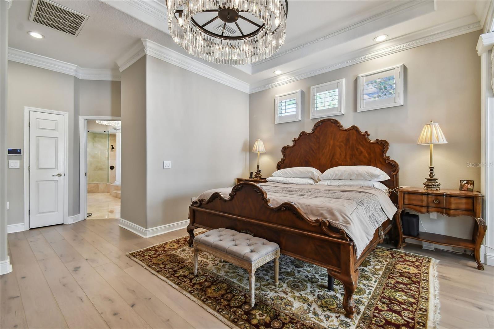 CHAMPIONS CLUB - Residential