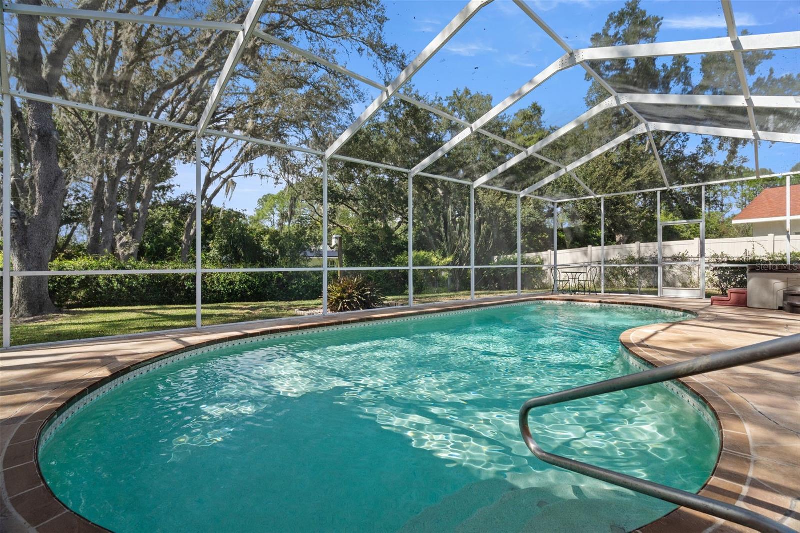 PLANTATION - Residential