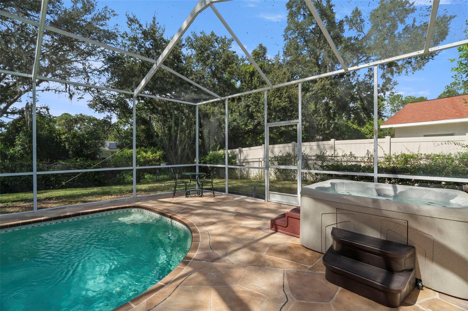 PLANTATION - Residential