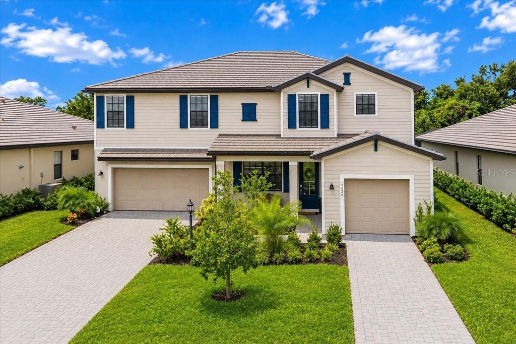 Photo of 5026 Saratoga Springs Run, Bradenton, FL 34211 (MLS # A4705505)