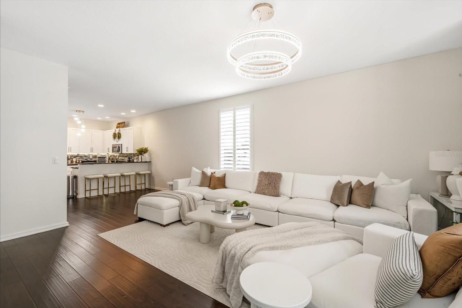 1910 URBAN NORTH TWNHMS - Residential