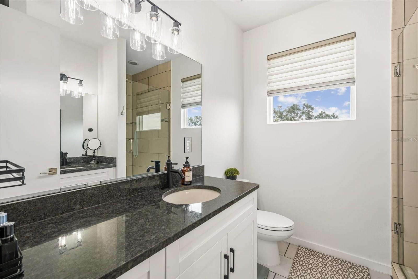 1910 URBAN NORTH TWNHMS - Residential