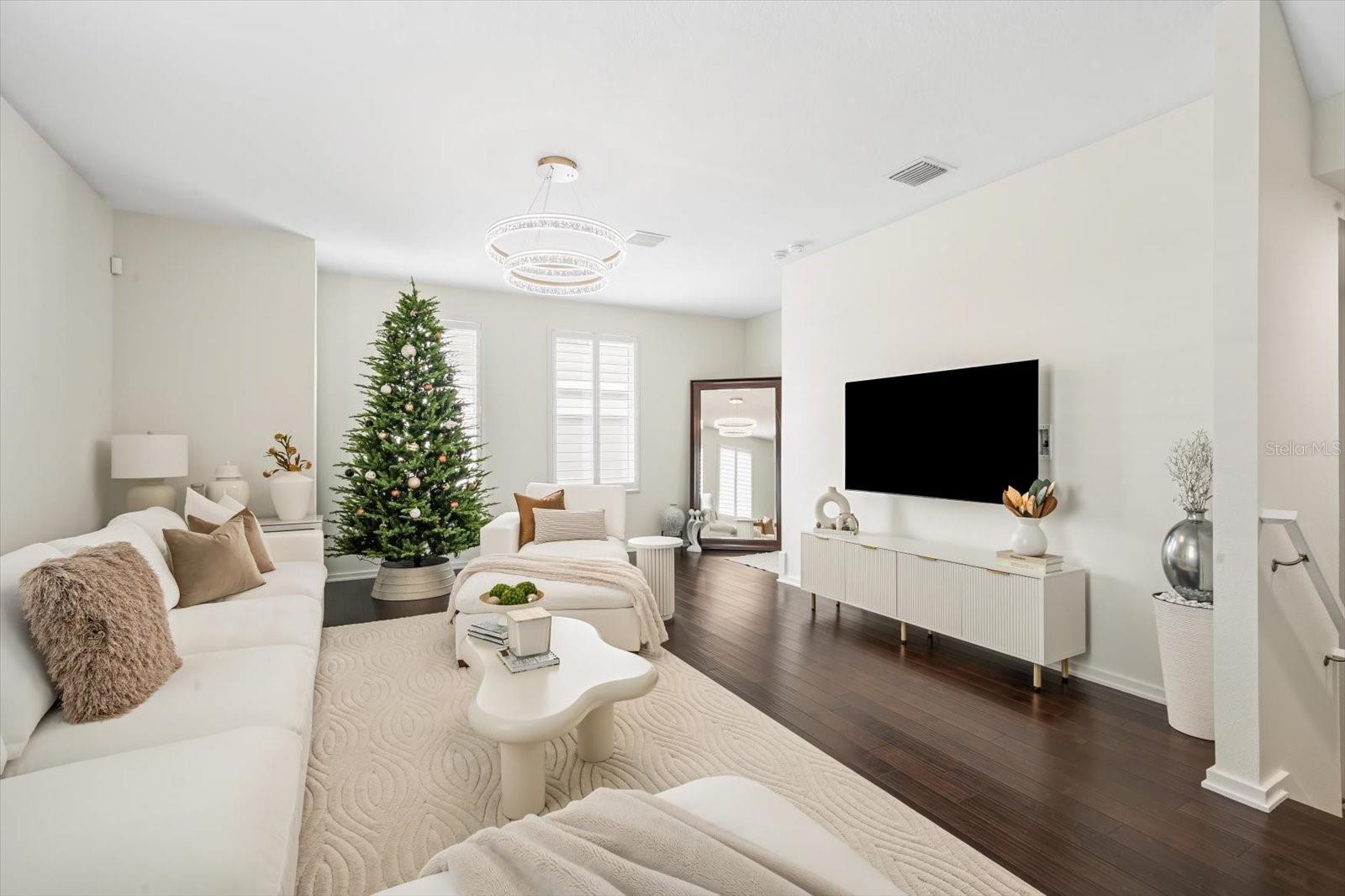 1910 URBAN NORTH TWNHMS - Residential