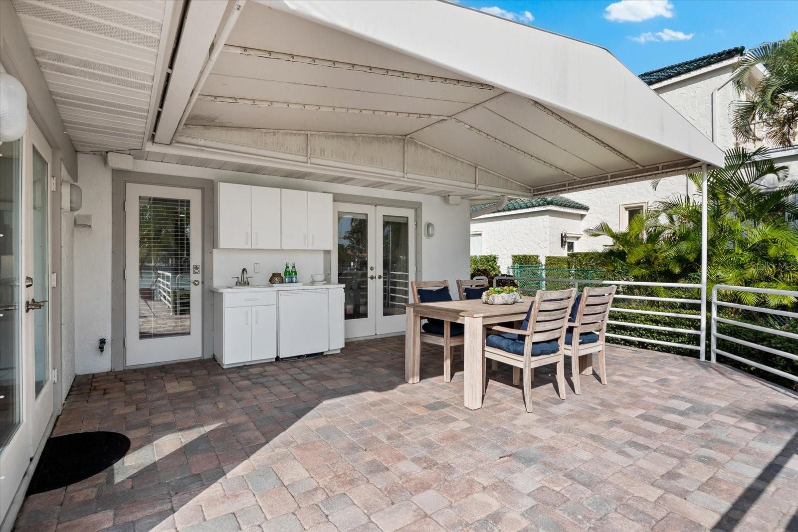 HOWARD ESTATES - Residential