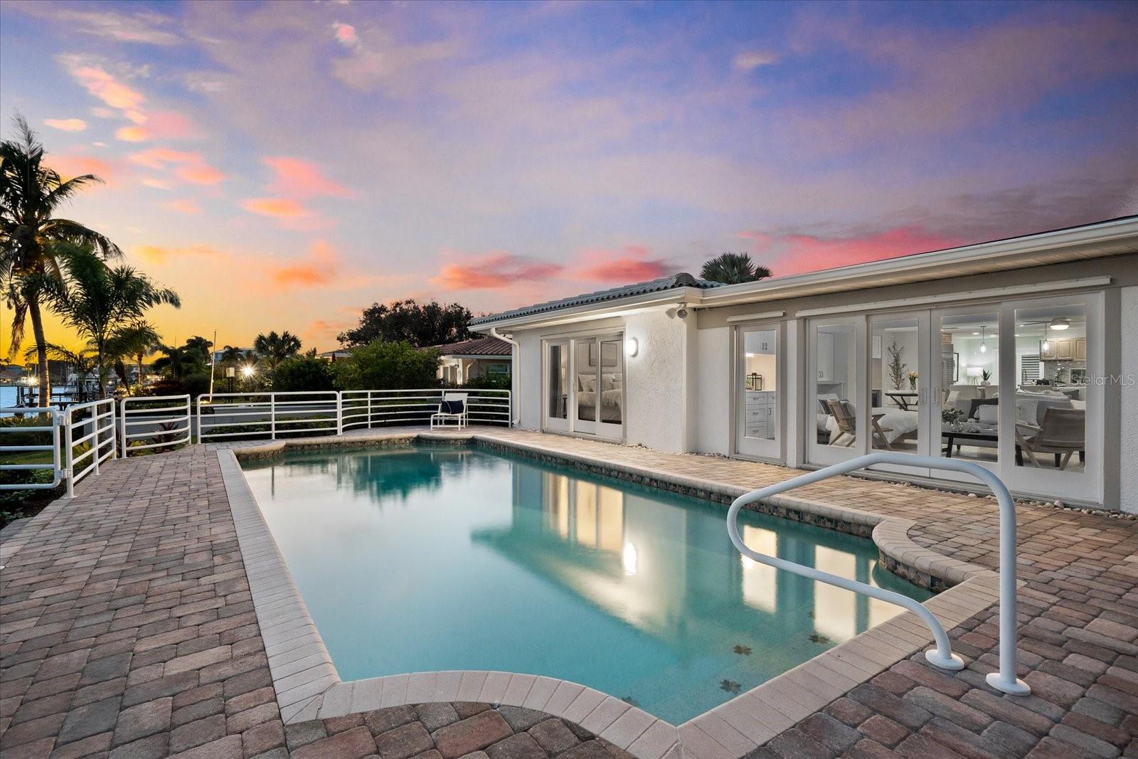 HOWARD ESTATES - Residential