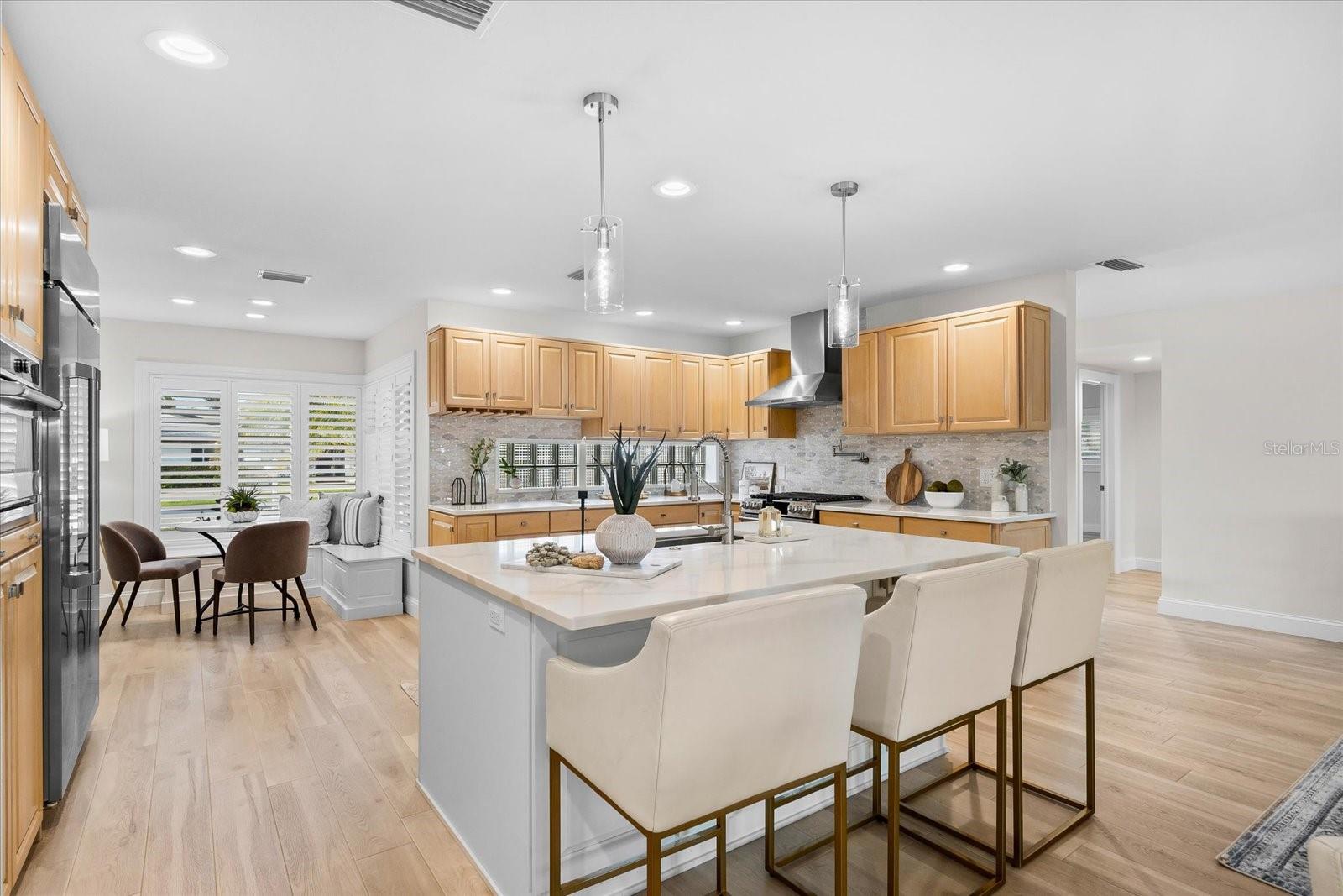 HOWARD ESTATES - Residential