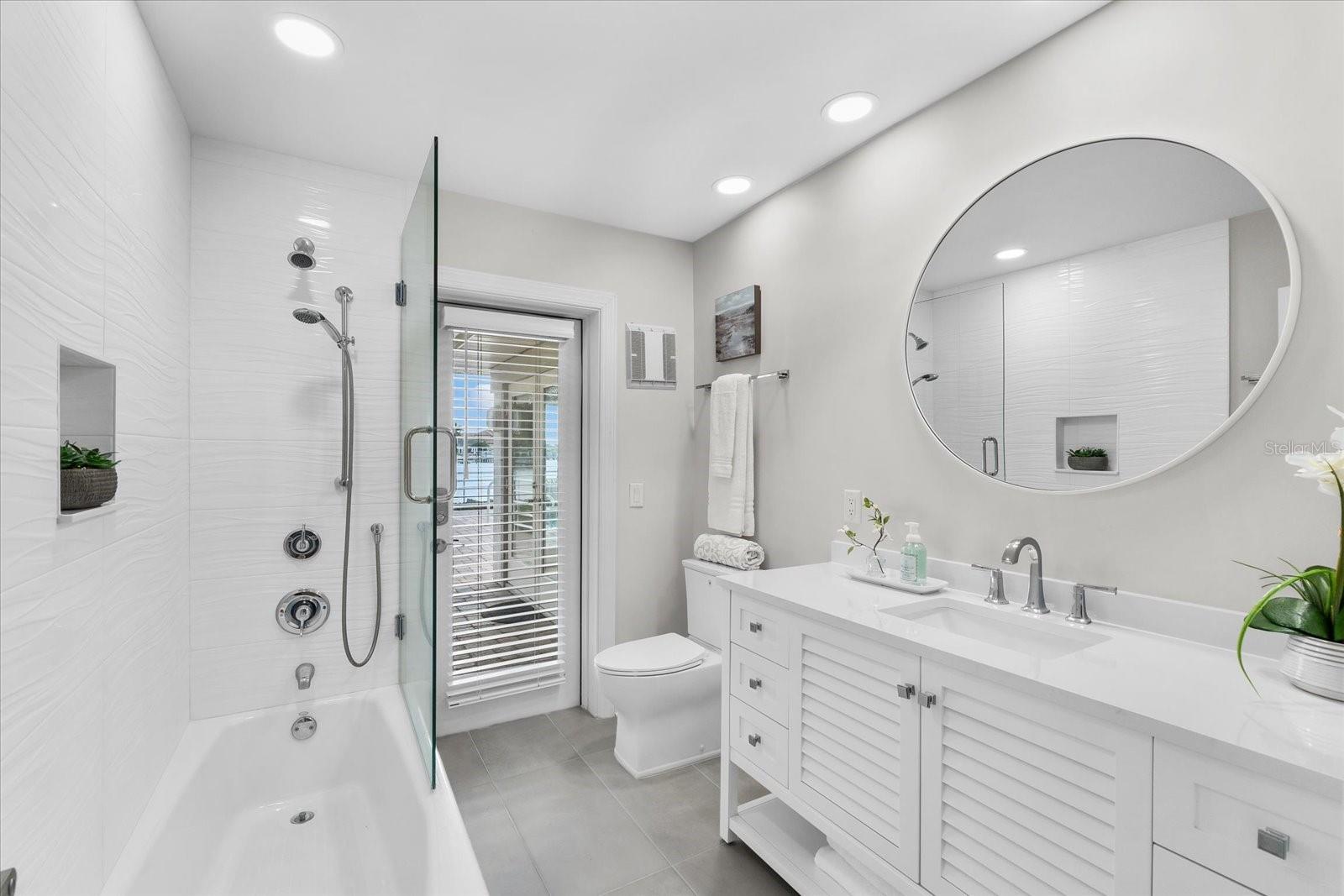 HOWARD ESTATES - Residential