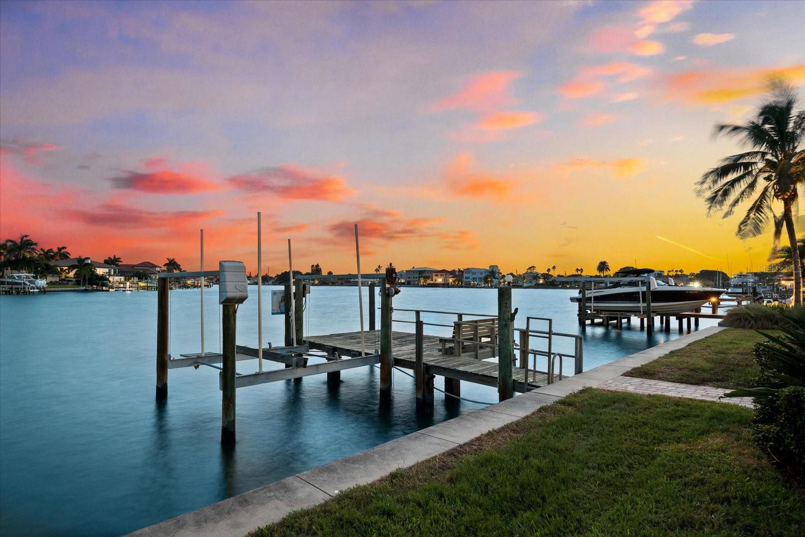 HOWARD ESTATES - Residential