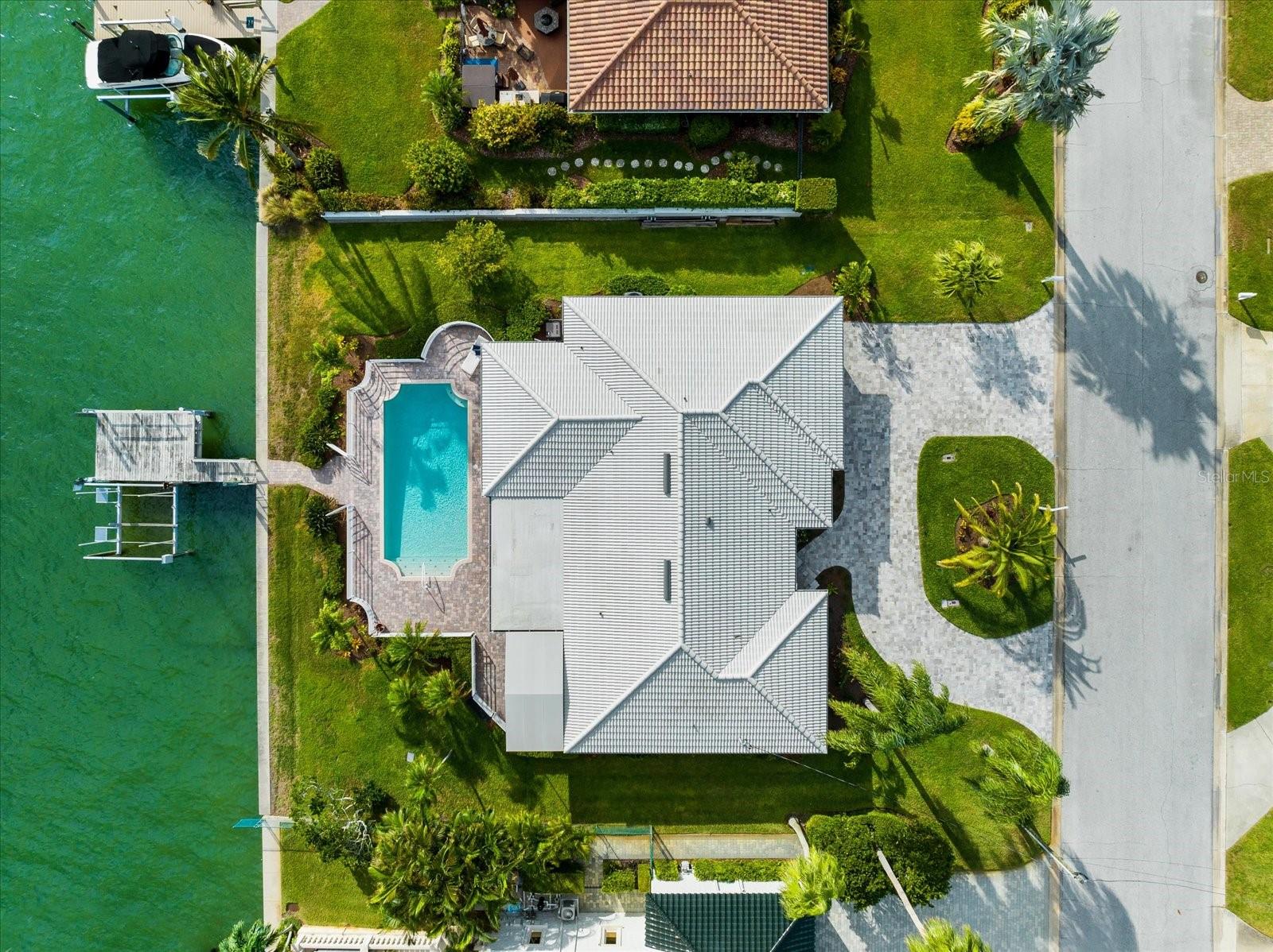 HOWARD ESTATES - Residential