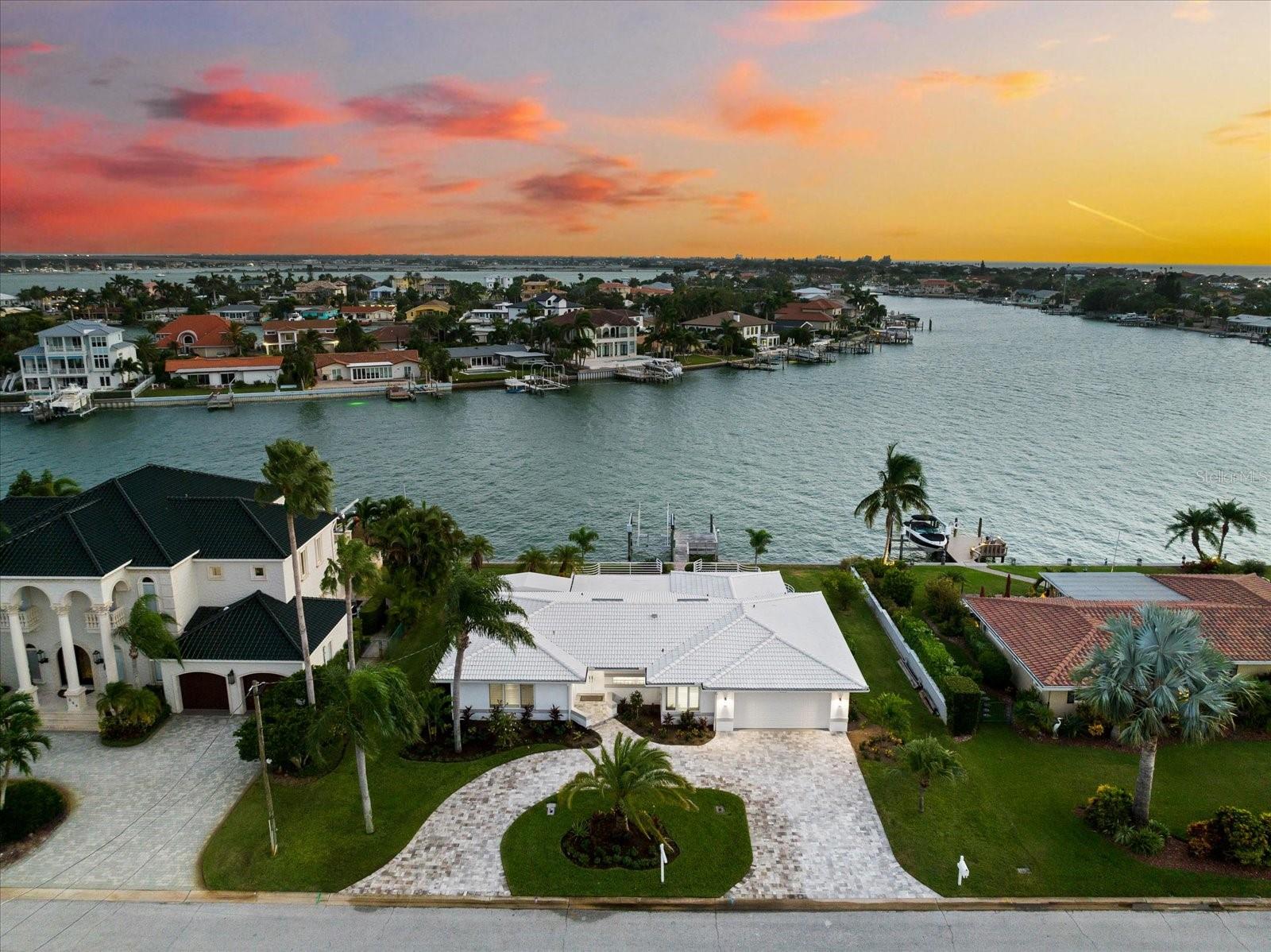 HOWARD ESTATES - Residential