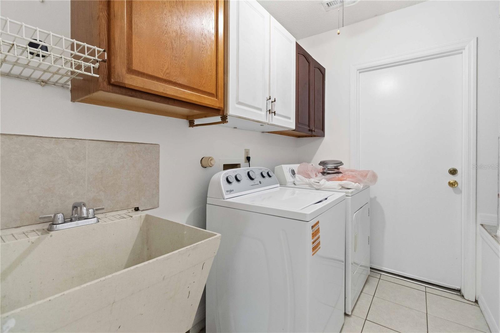 WALNUT HILLS UNIT 02 - Residential