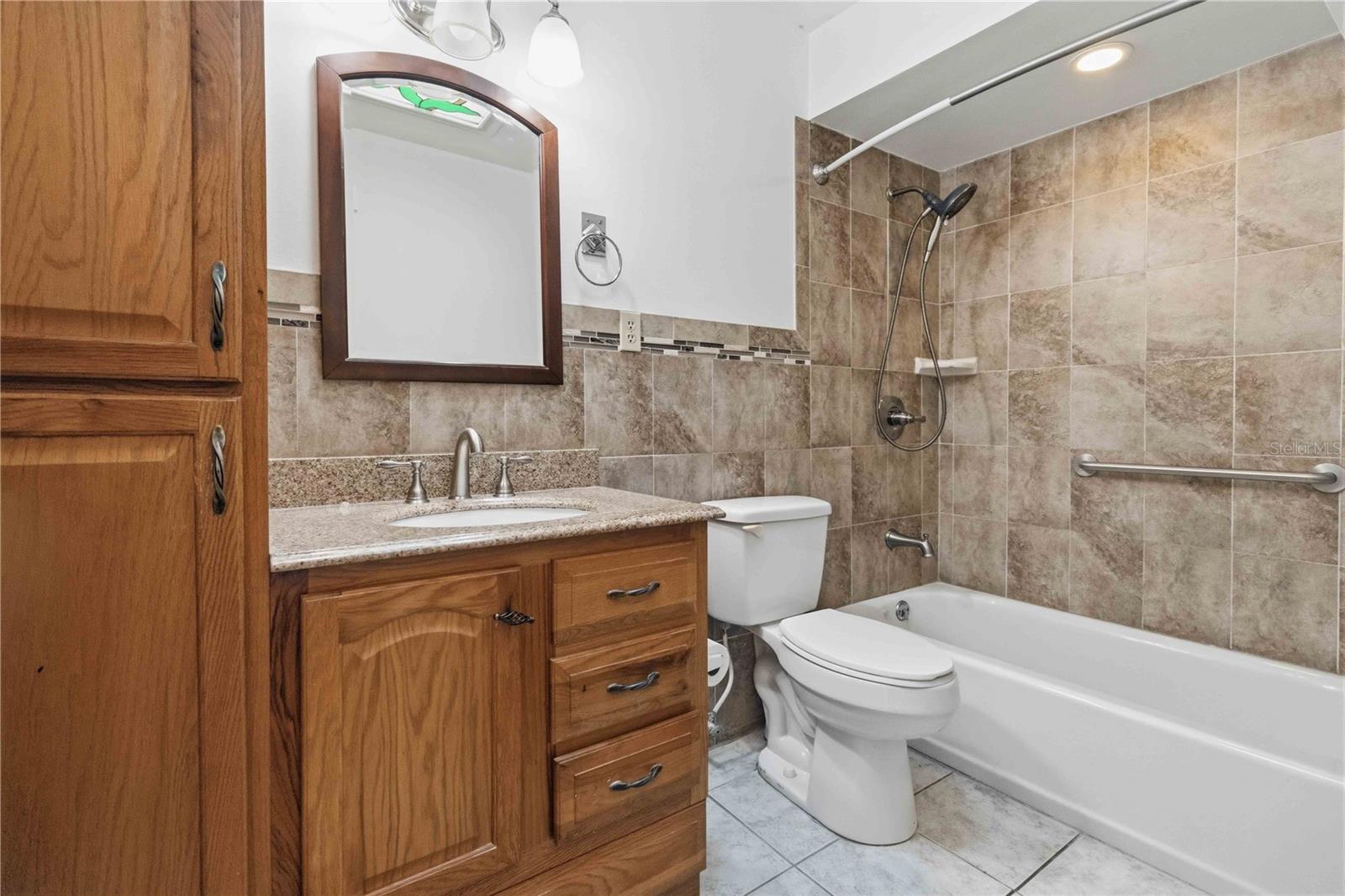 WALNUT HILLS UNIT 02 - Residential
