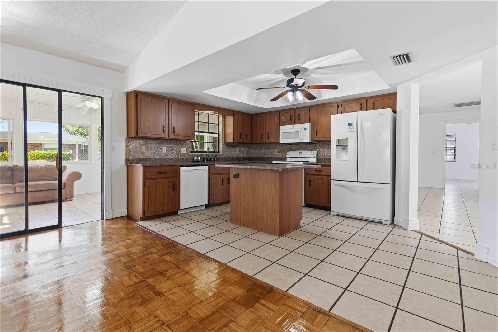 WALNUT HILLS UNIT 02 - Residential