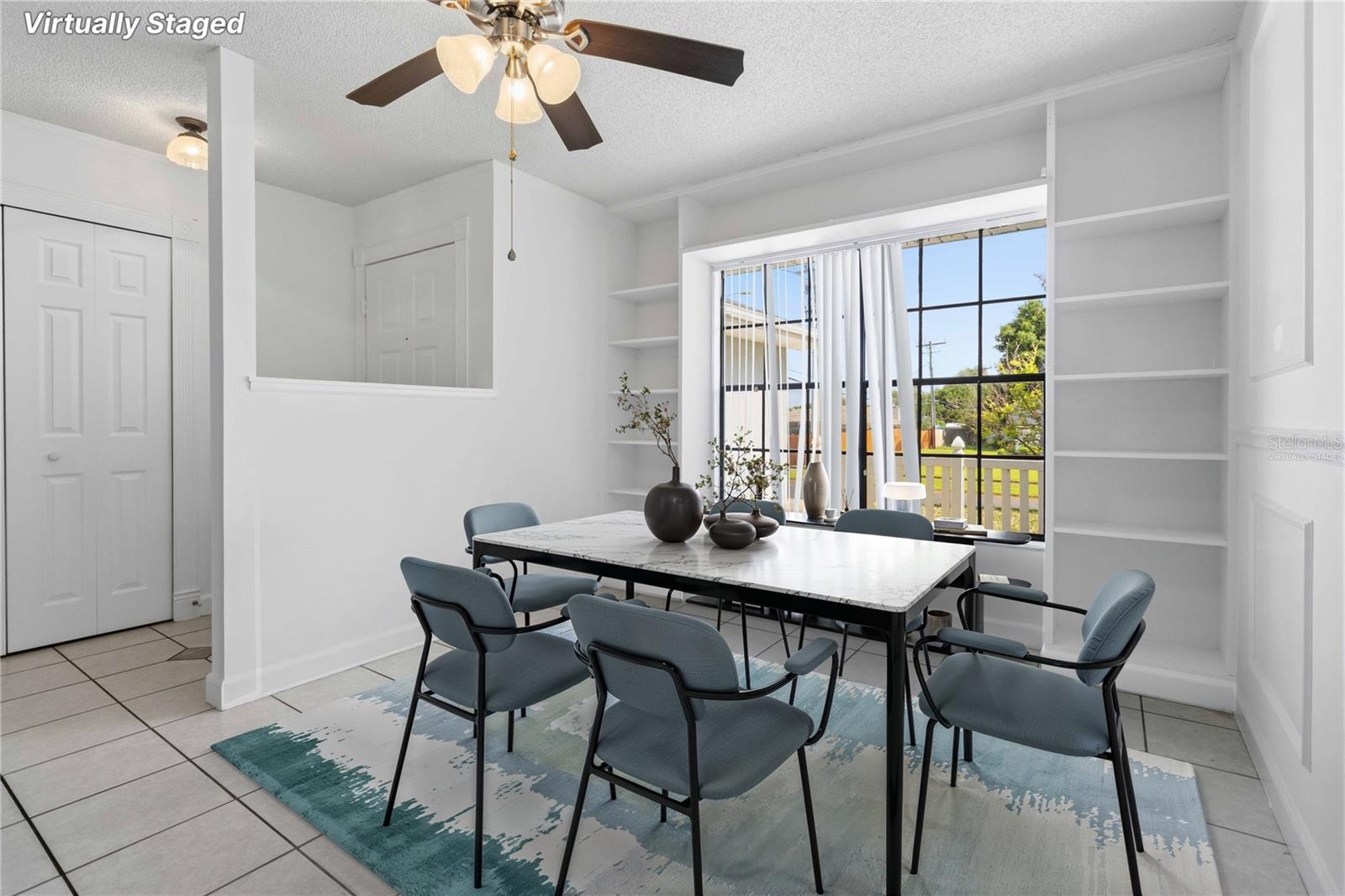 2595 WHITE OAK LANE