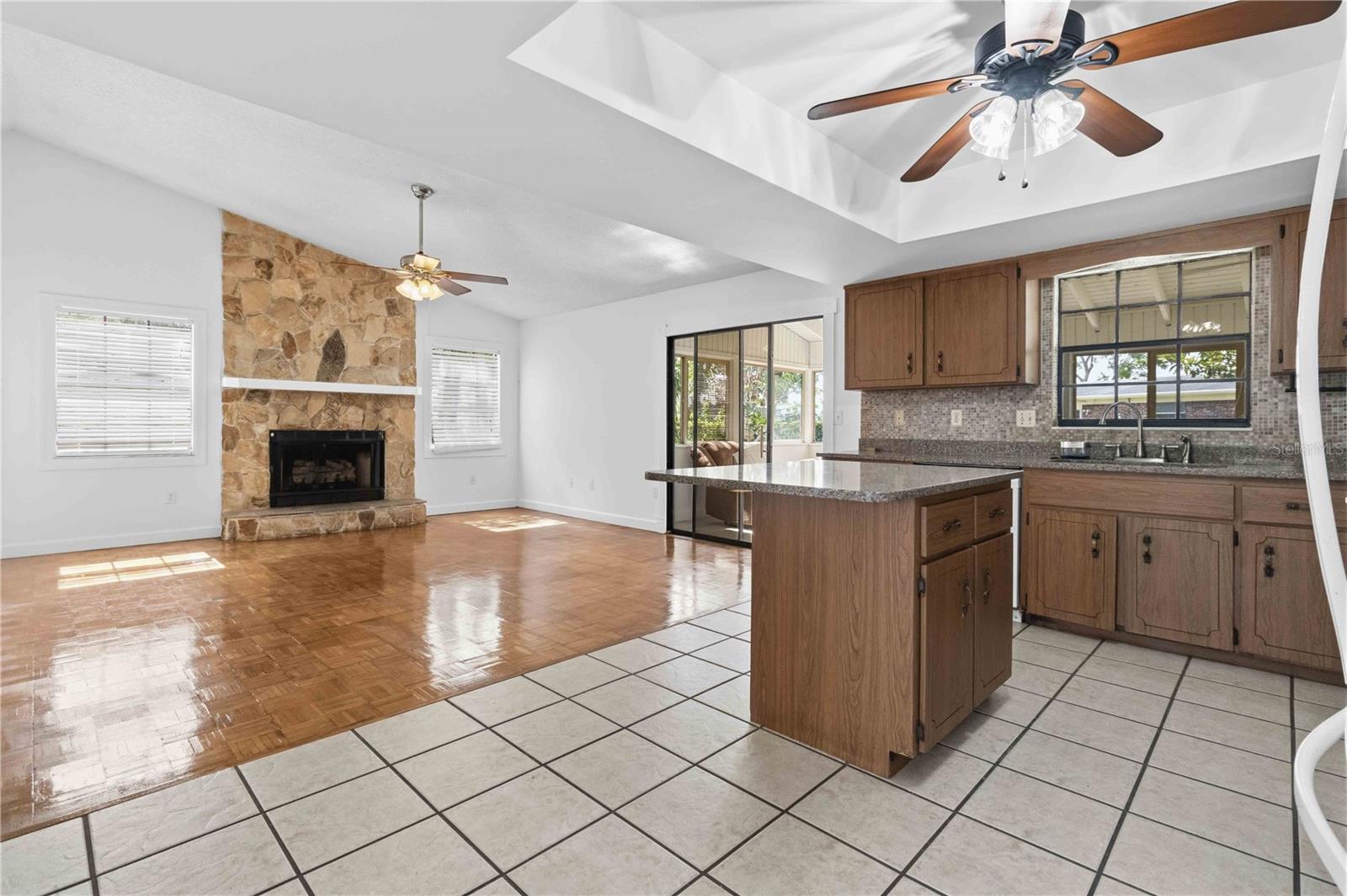 WALNUT HILLS UNIT 02 - Residential
