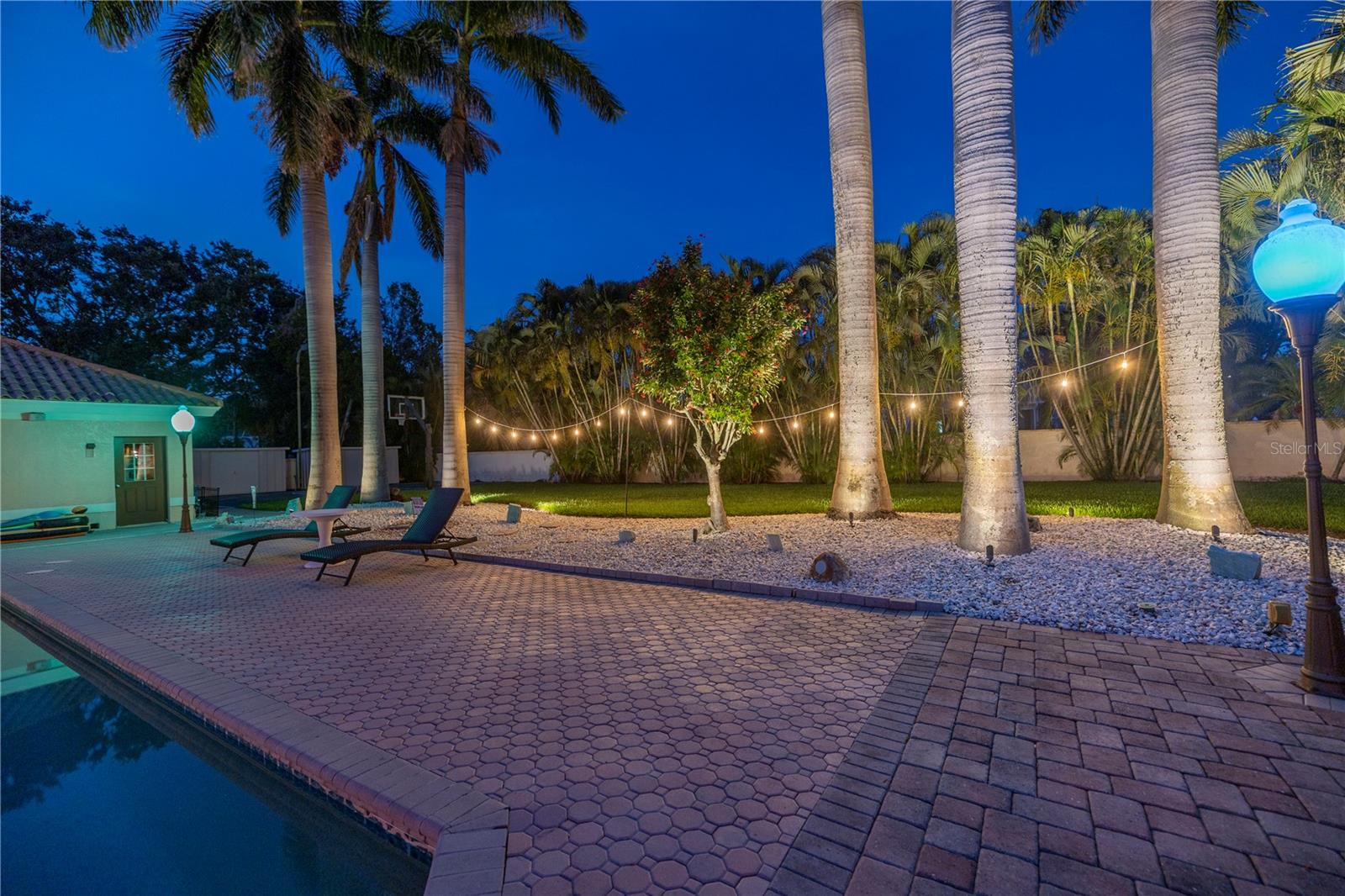 DOLPHIN CAY-PHASE 1 - Residential