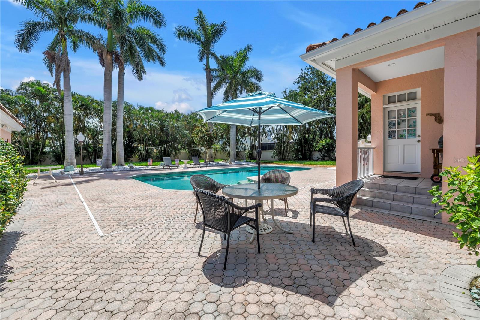 DOLPHIN CAY-PHASE 1 - Residential