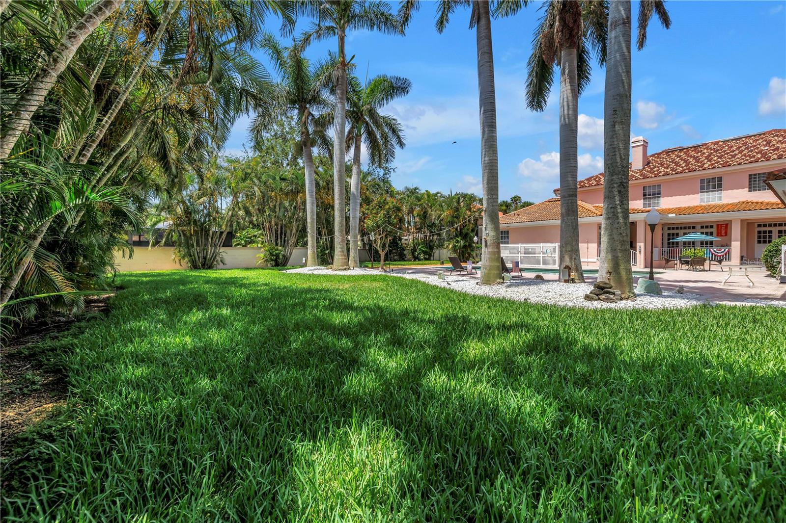 DOLPHIN CAY-PHASE 1 - Residential