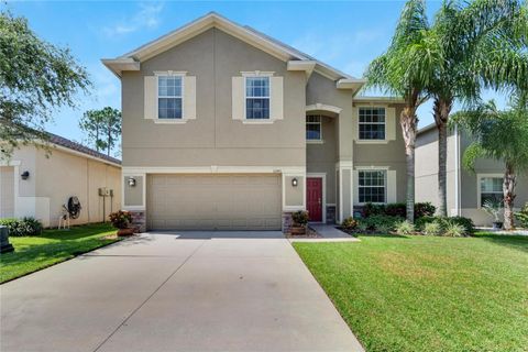 A home in LAKELAND