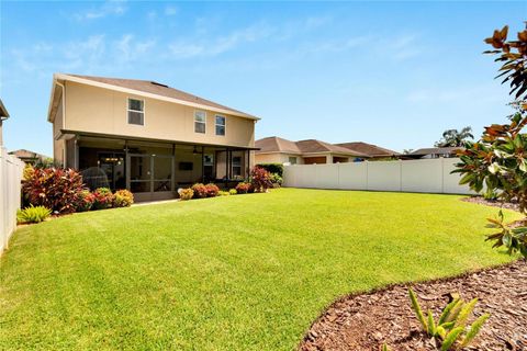 A home in LAKELAND