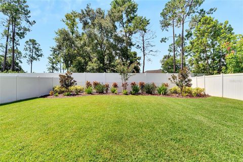 A home in LAKELAND