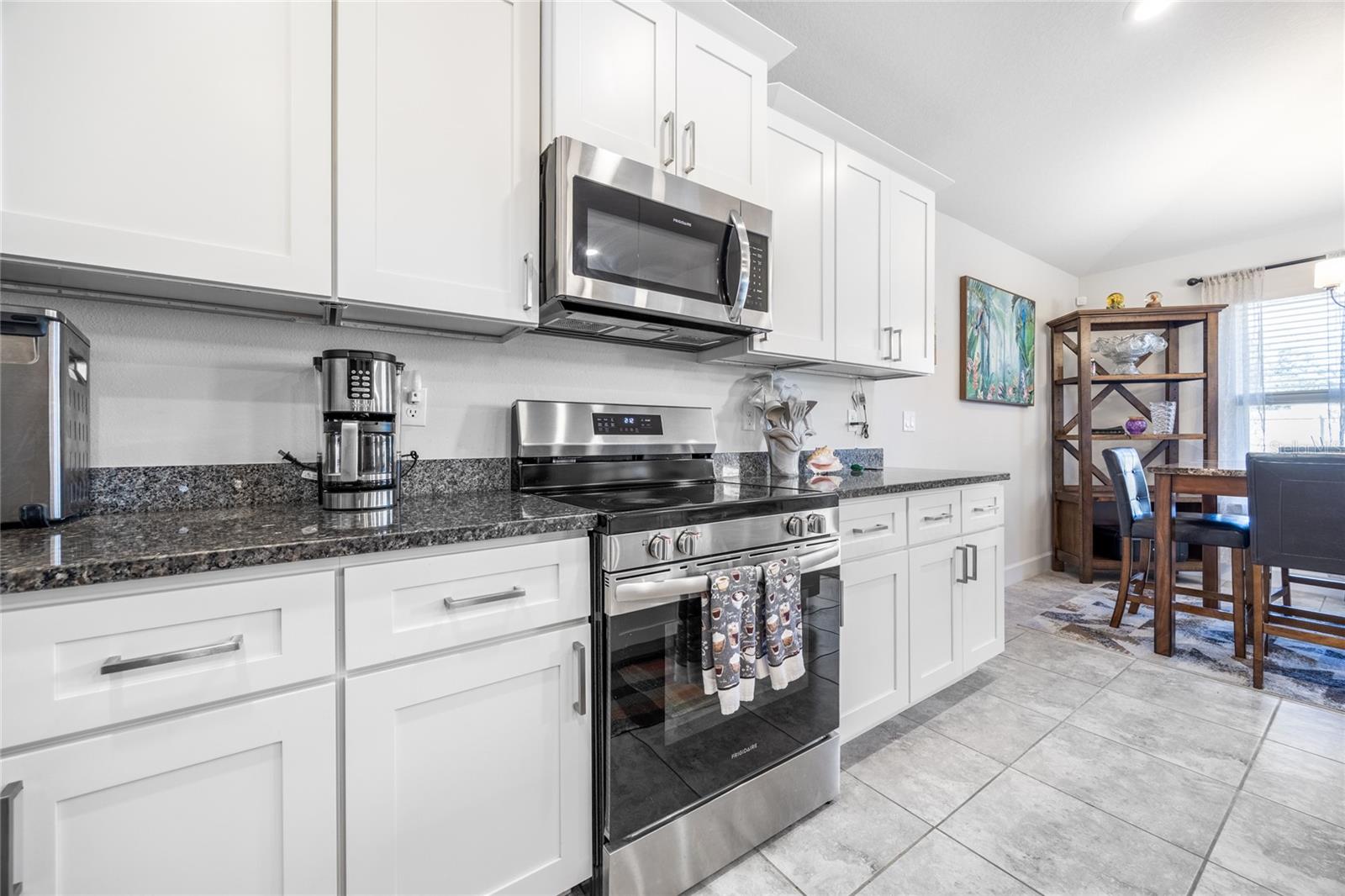 COUNTRY WAY SOUTH PH 1 PB 38 PG 79 - Residential