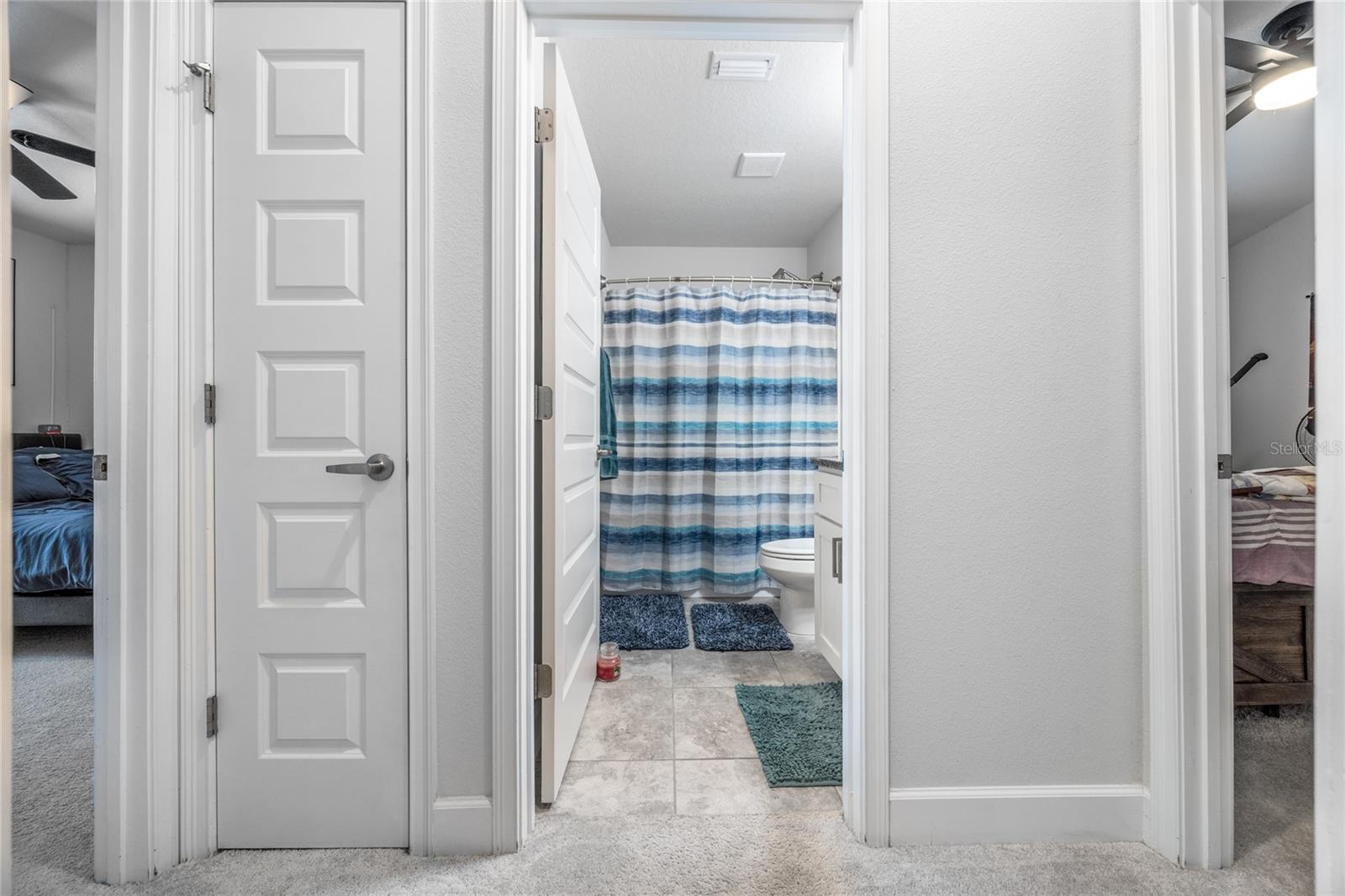 COUNTRY WAY SOUTH PH 1 PB 38 PG 79 - Residential