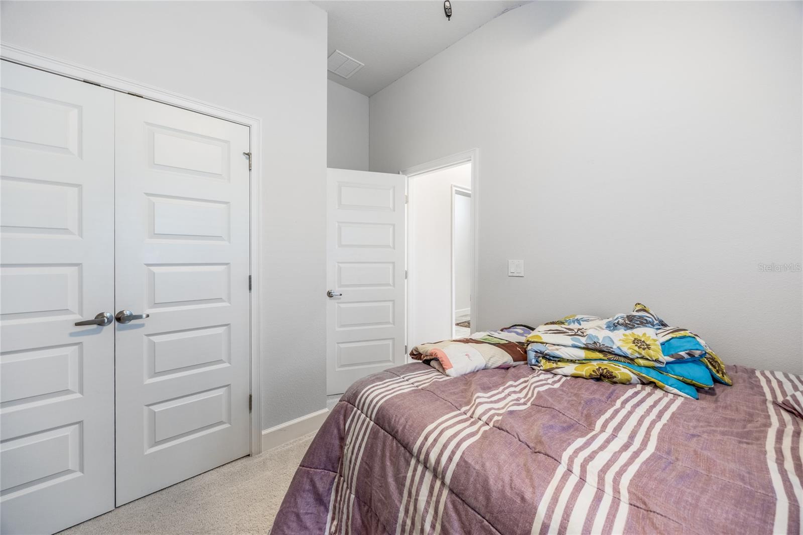 COUNTRY WAY SOUTH PH 1 PB 38 PG 79 - Residential