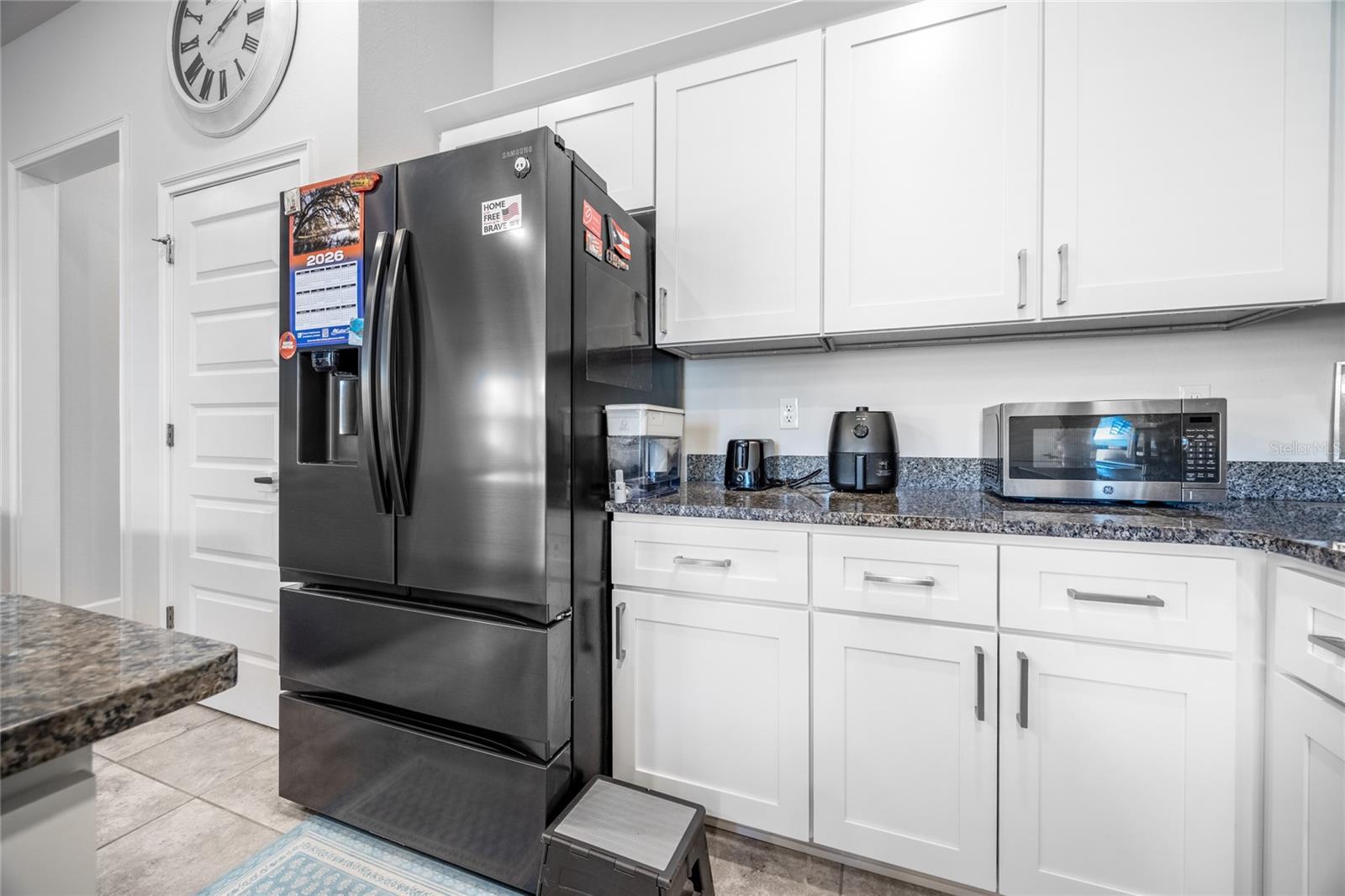 COUNTRY WAY SOUTH PH 1 PB 38 PG 79 - Residential