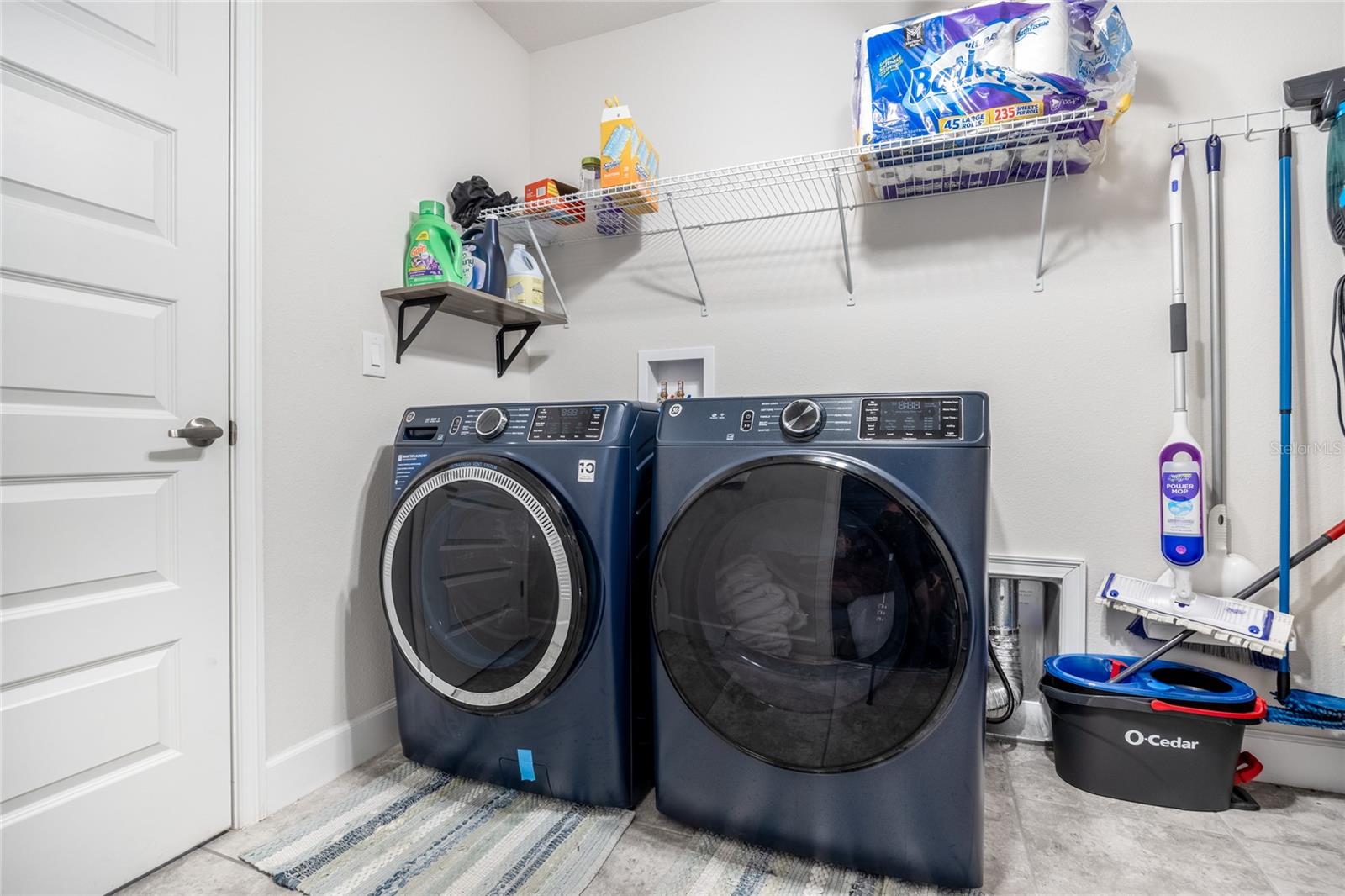 COUNTRY WAY SOUTH PH 1 PB 38 PG 79 - Residential