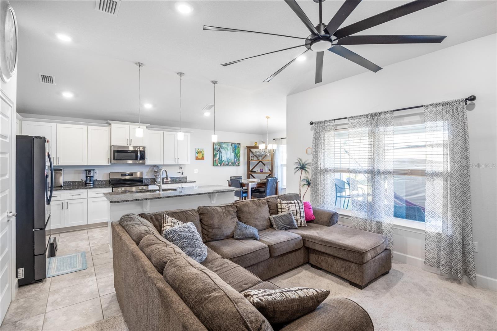 COUNTRY WAY SOUTH PH 1 PB 38 PG 79 - Residential