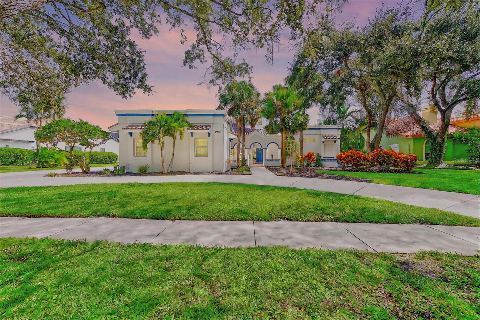 7462 WATERSILK DRIVE N