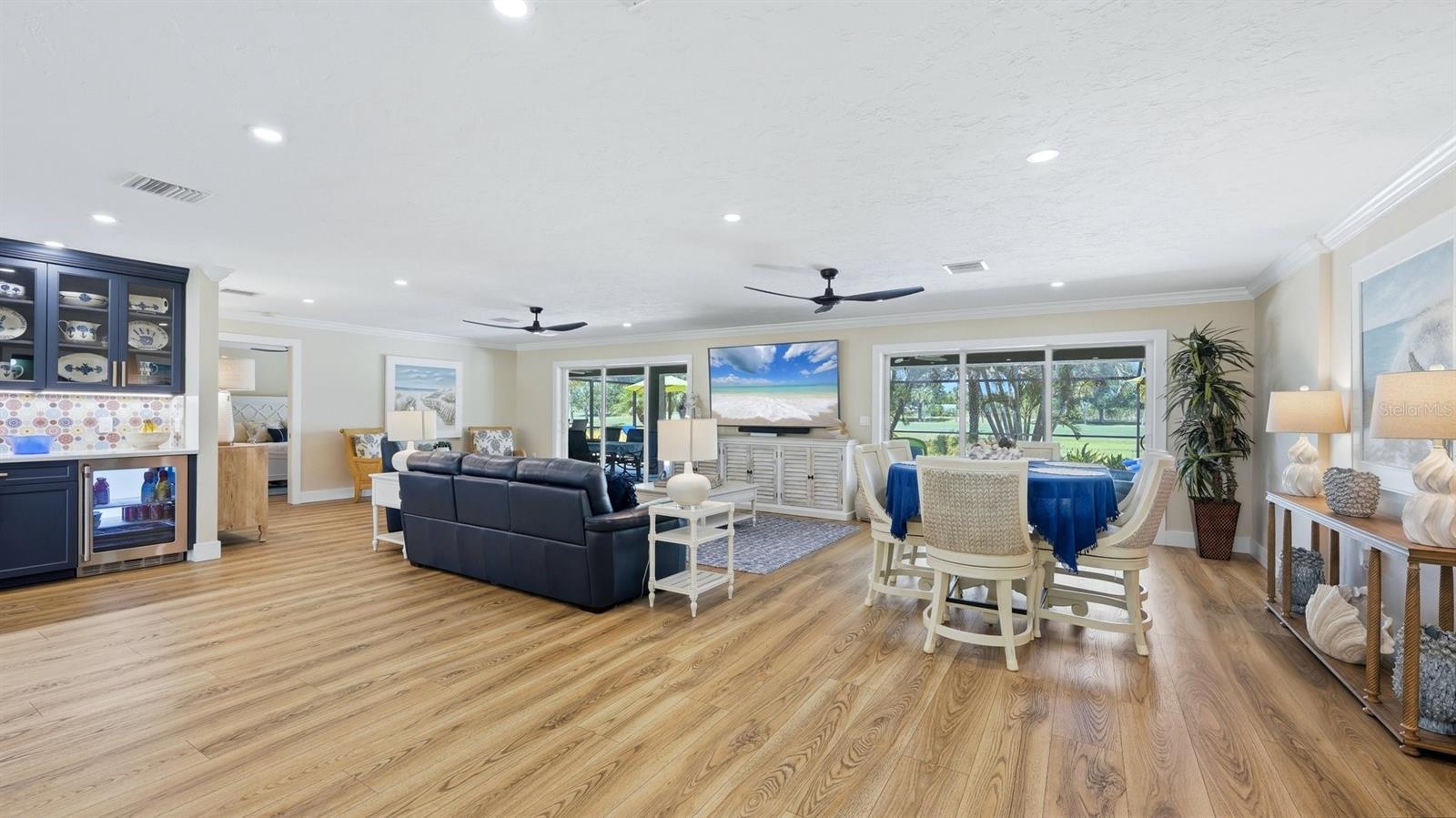 JACARANDA COUNTRY CLUB WEST - Residential