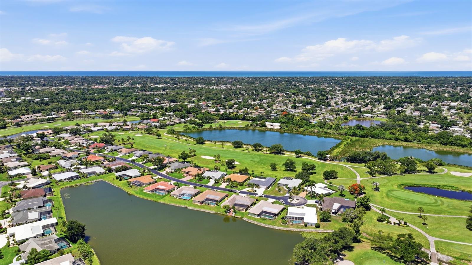 JACARANDA COUNTRY CLUB WEST - Residential