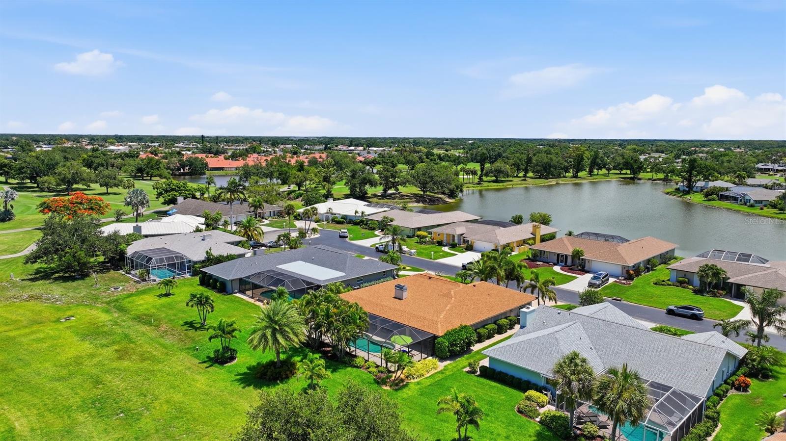 JACARANDA COUNTRY CLUB WEST - Residential