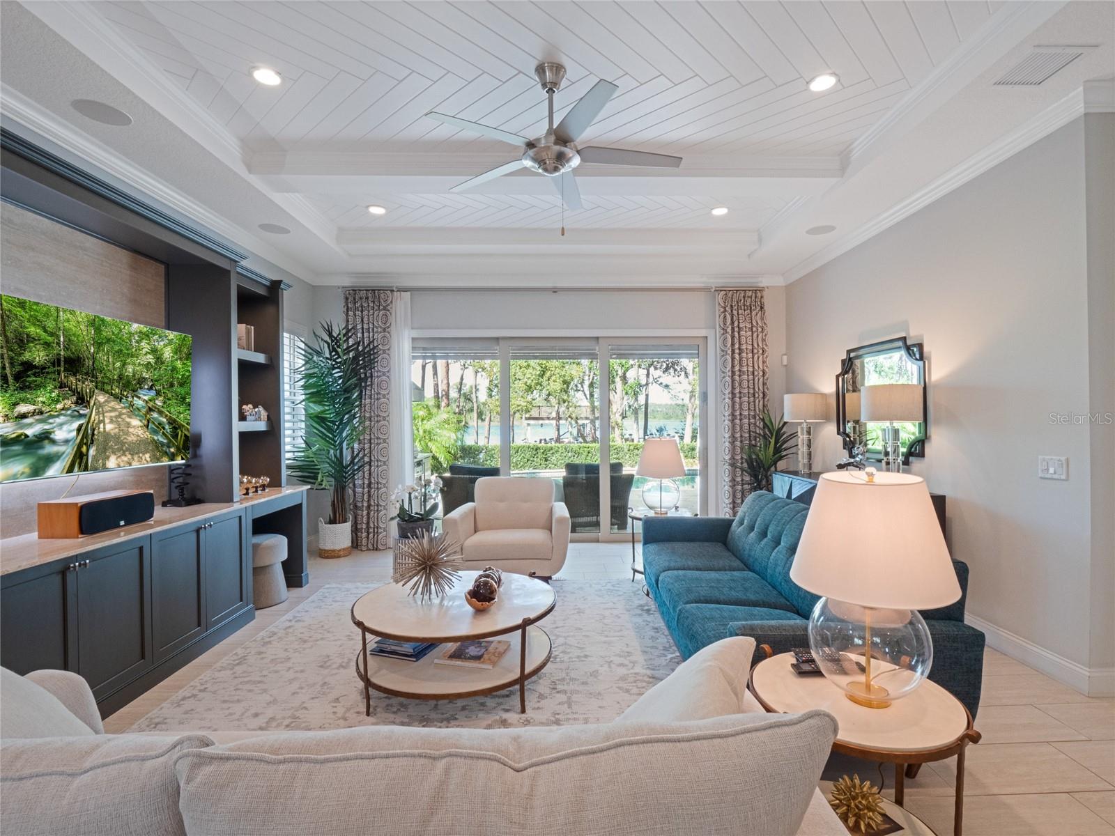 ROYAL CYPRESS PRESERVE - Residential