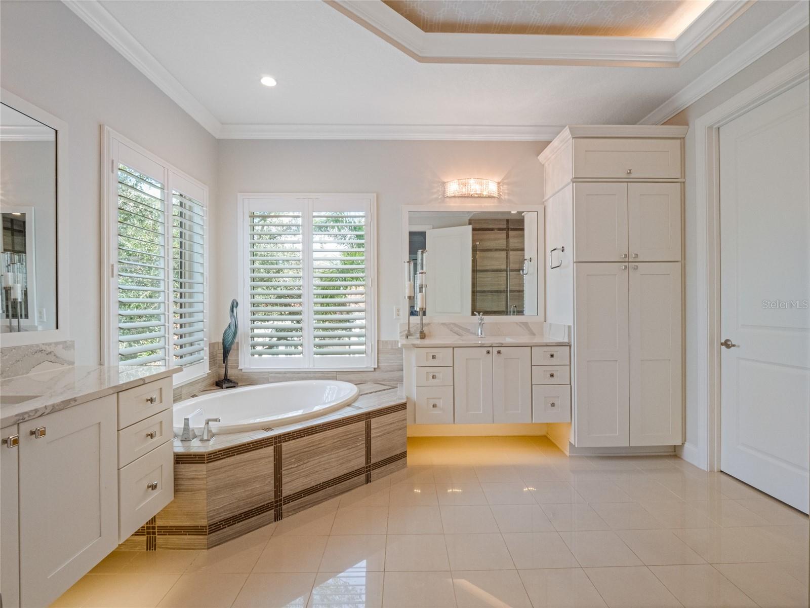 ROYAL CYPRESS PRESERVE - Residential