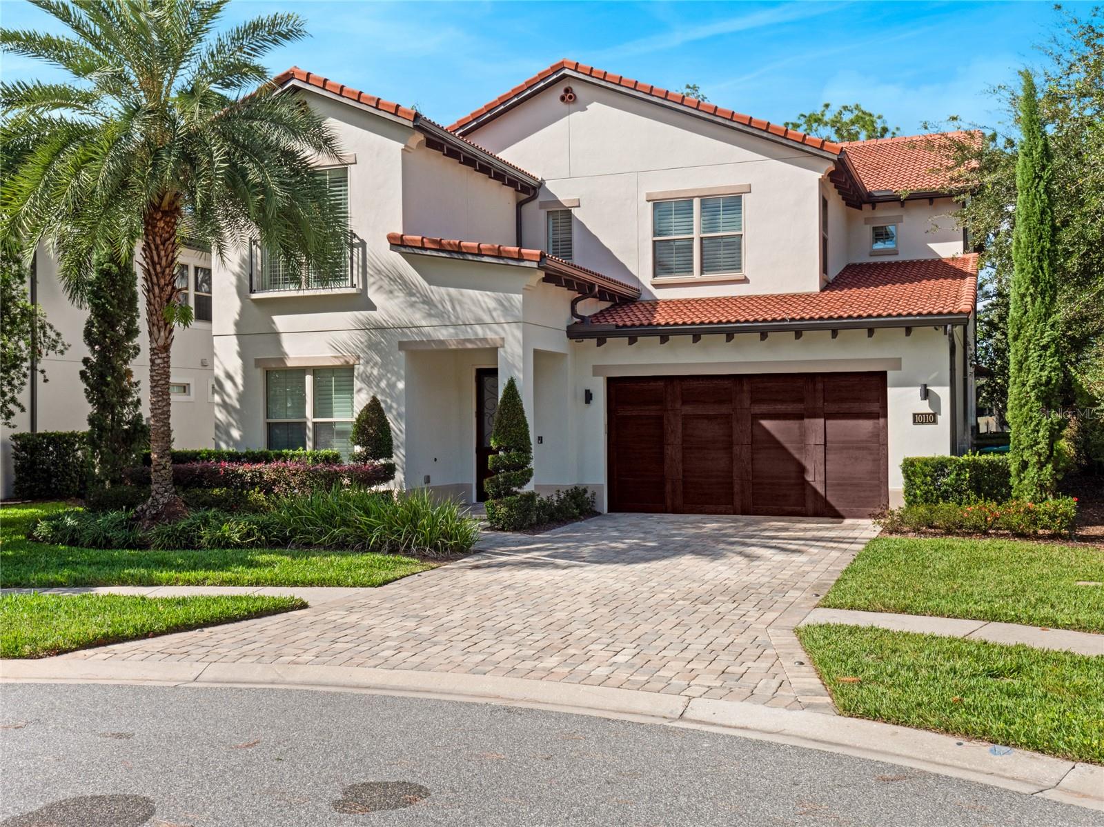 ROYAL CYPRESS PRESERVE - Residential