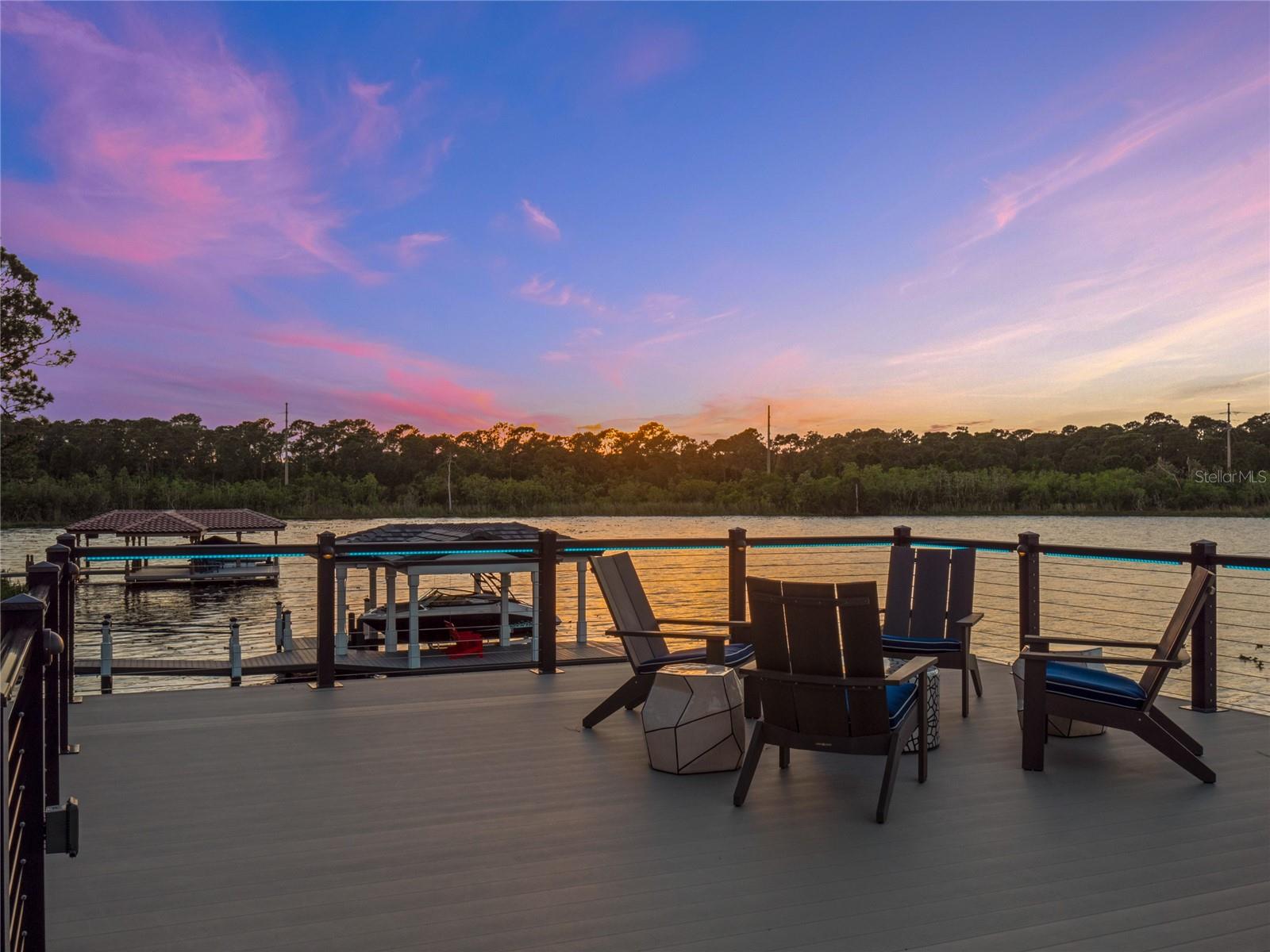 ROYAL CYPRESS PRESERVE - Residential