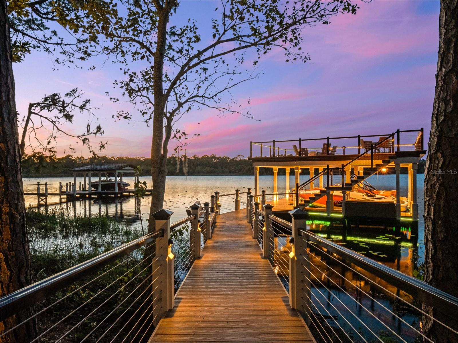 ROYAL CYPRESS PRESERVE - Residential