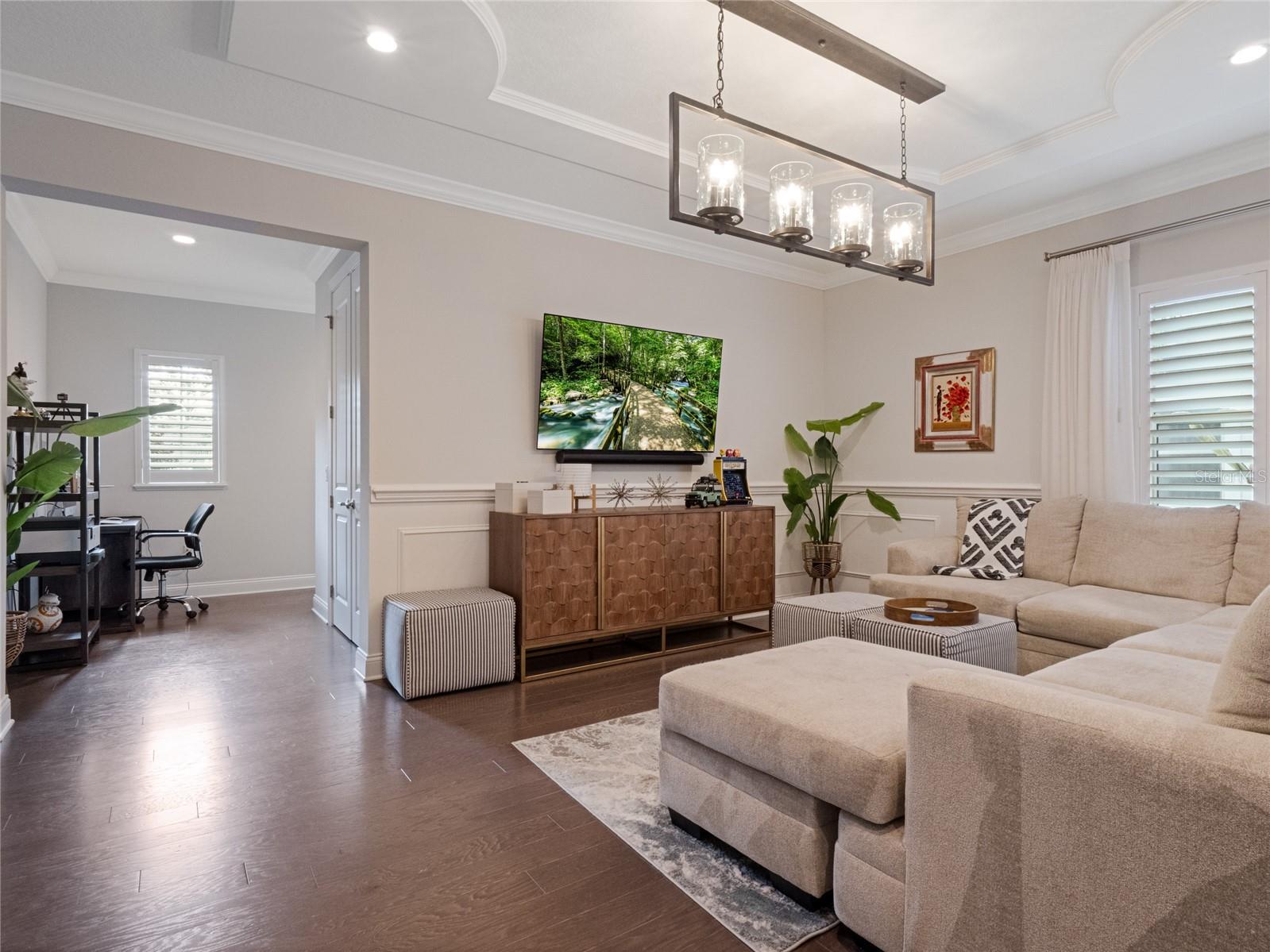 ROYAL CYPRESS PRESERVE - Residential