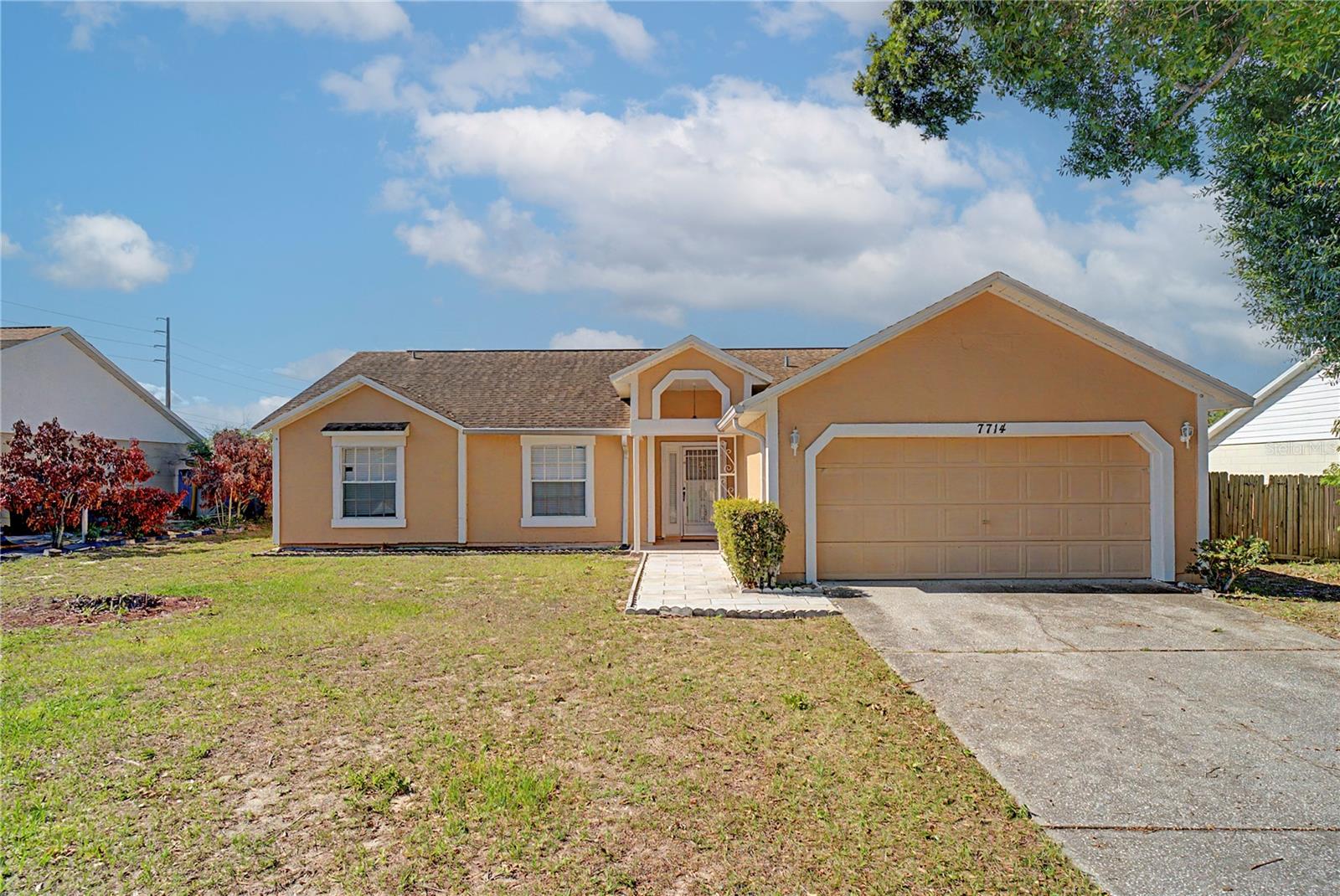 COUNTRY CHASE UNIT 2 24/91 LOT 73 - Residential