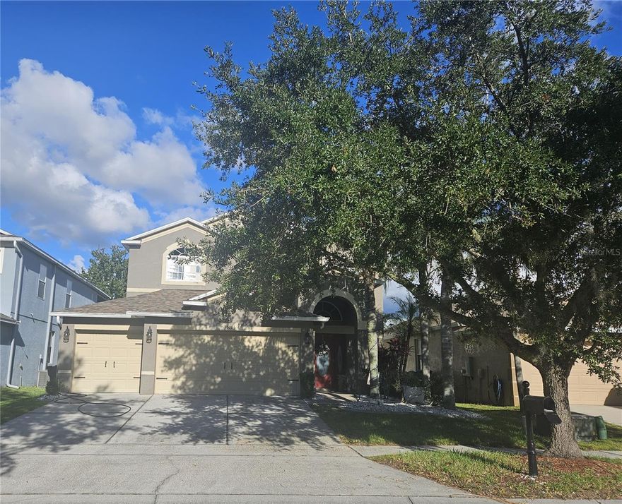 Short Sale. Excellent Short Sale opportunity located in an accessible community with a privileged location in the Orlando area, near Lake Nona and with easy access to major roads. This property features a functional layout with spacious areas and great potential for those looking to make improvements and add value. With a little care and vision, this home can become an excellent investment or the ideal place to call home.